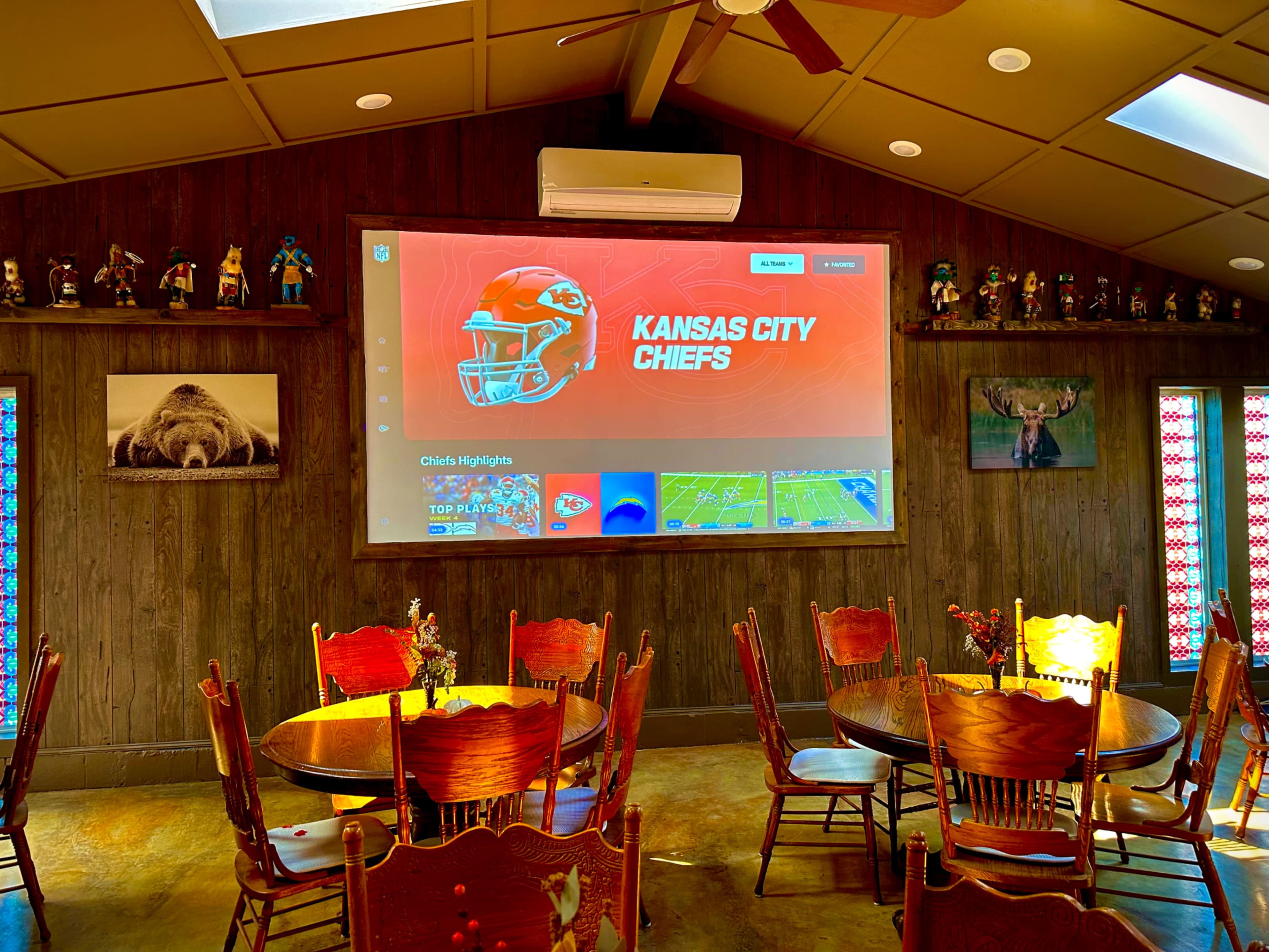 Rustic Lodge with Western Saloon Vibes & Private Event Rooms Image in Sioux Township, Parkville, MO