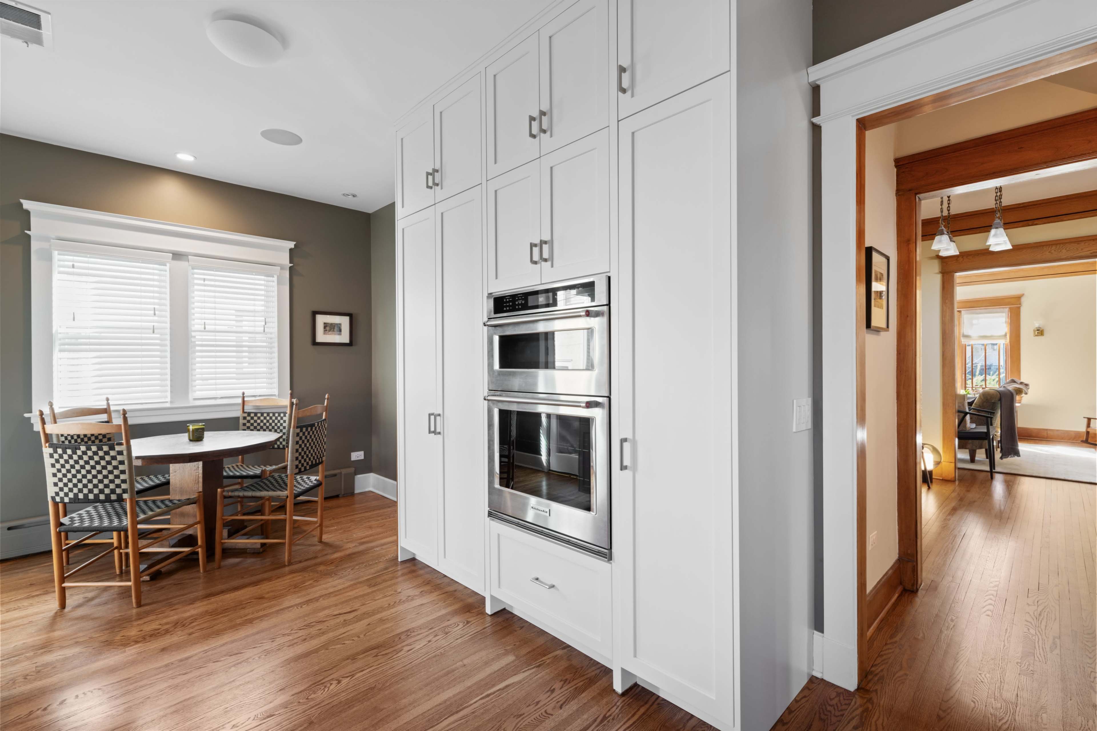 Historic Home with Luxury Kitchen Image in Oak Park Township, Oak Park, IL