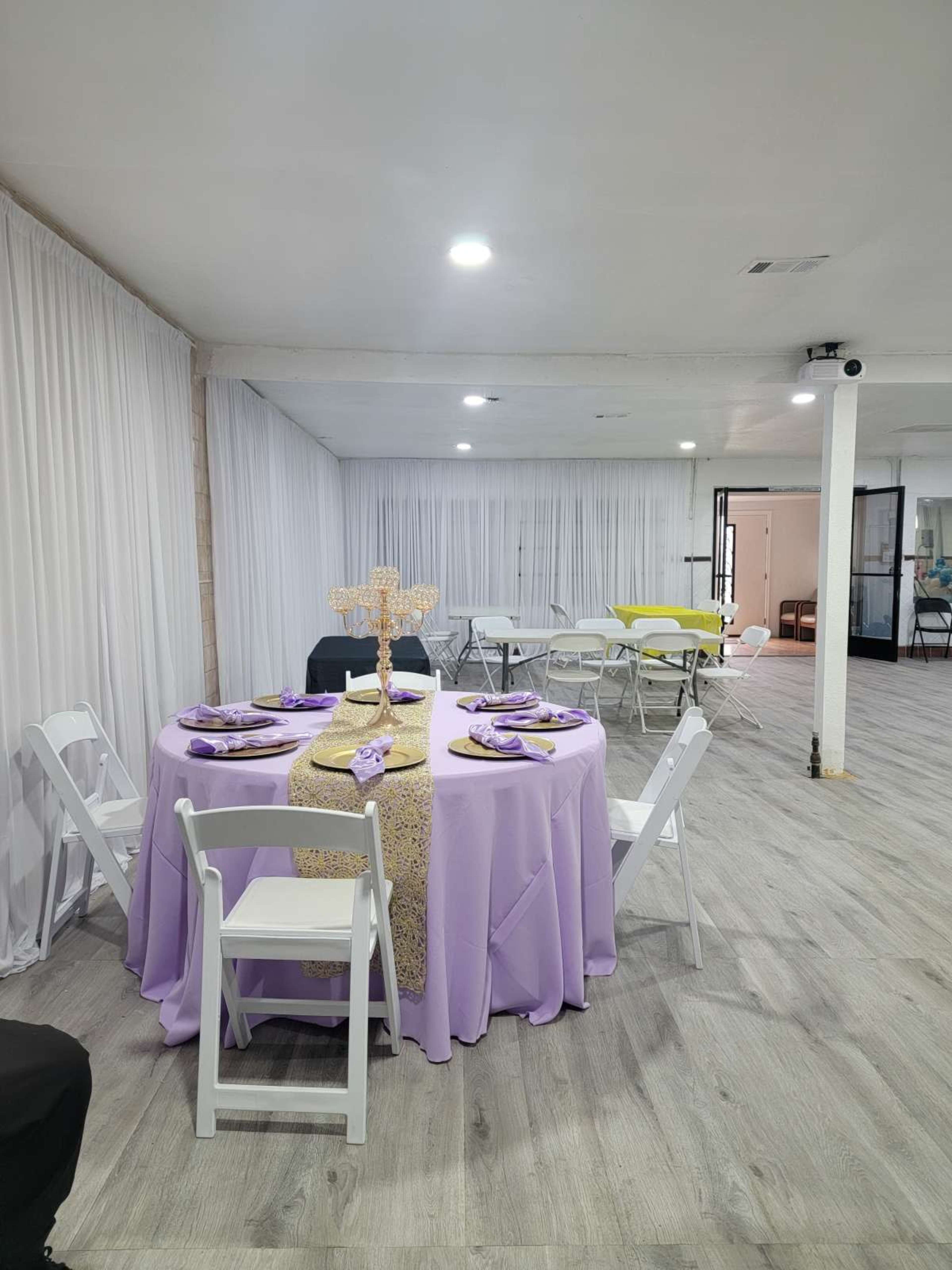 Salon de events Image in Bloomington, Bloomington, CA