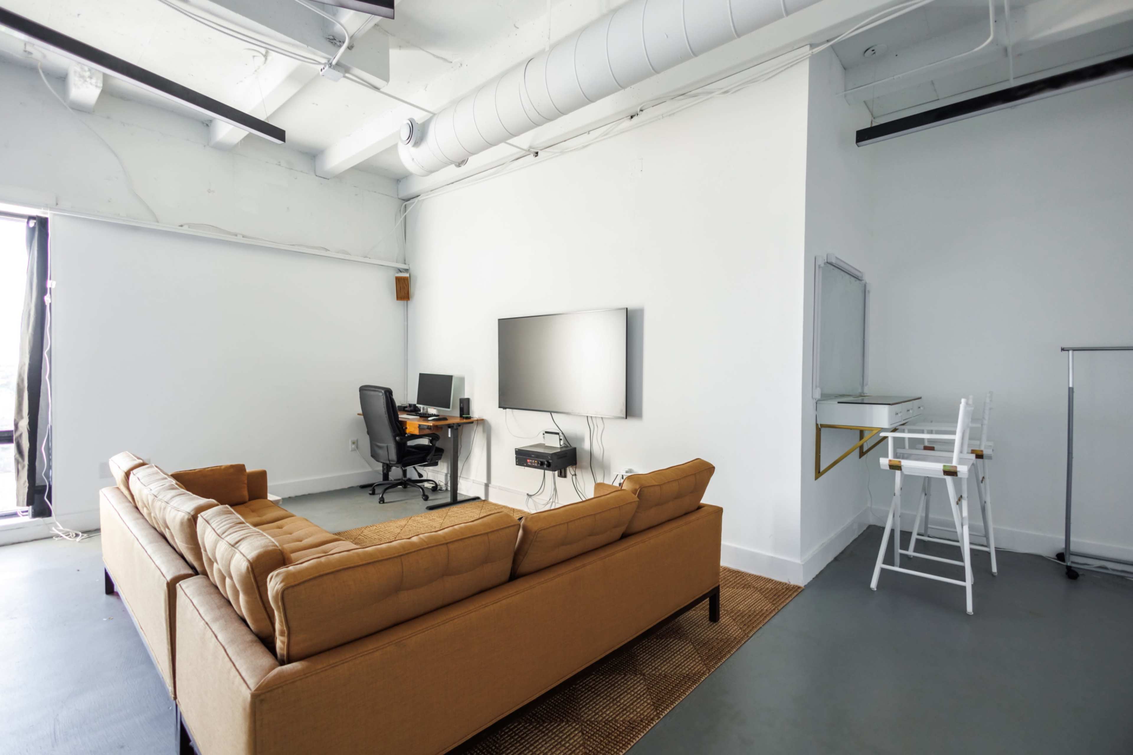 Natural Light Studio Image in North Miami Beach, Miami, FL