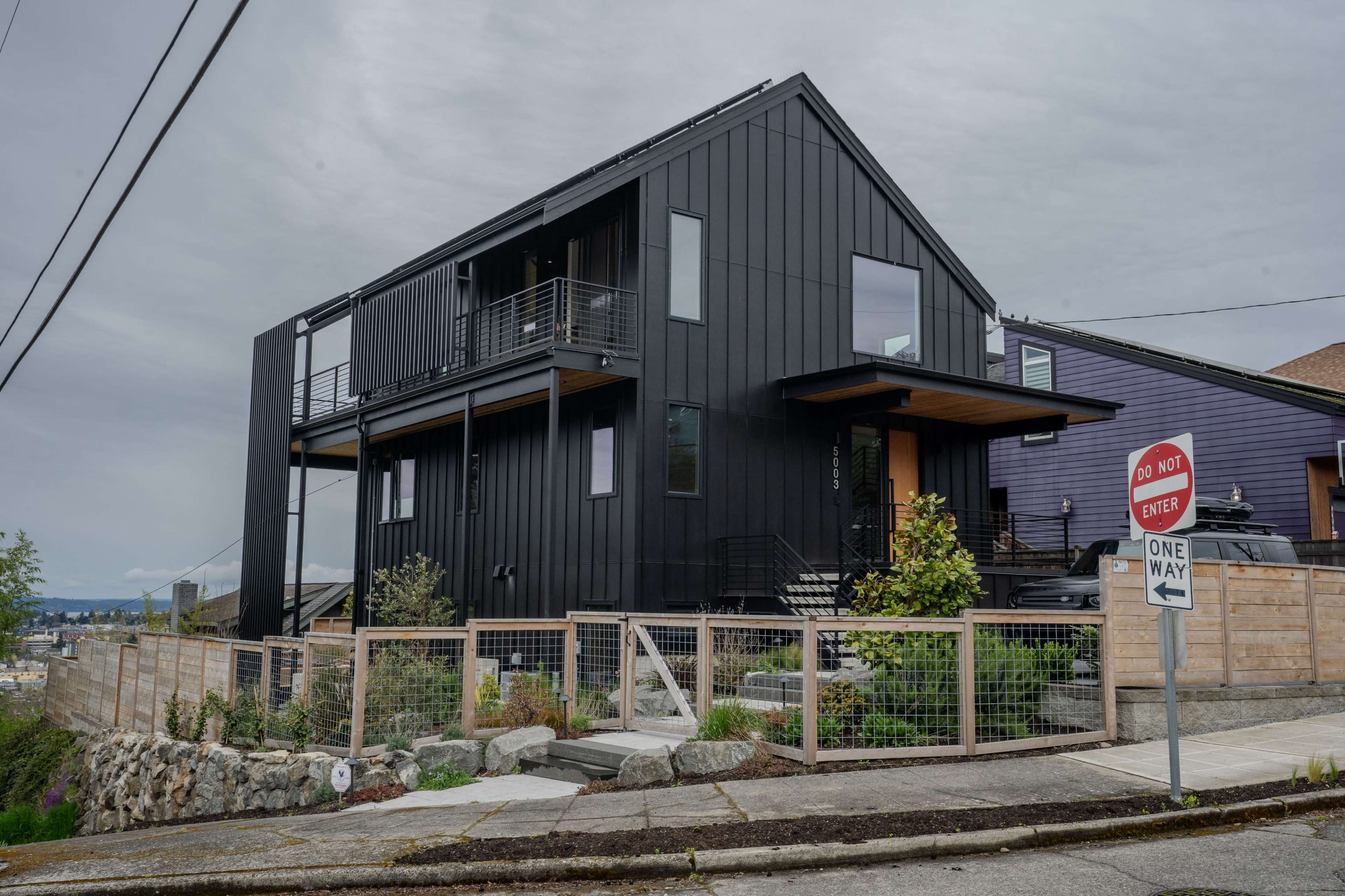 Award-Winning Architectural Gem with Iconic Views – Ideal for Filming Image in Phinney Ridge, Seattle, WA