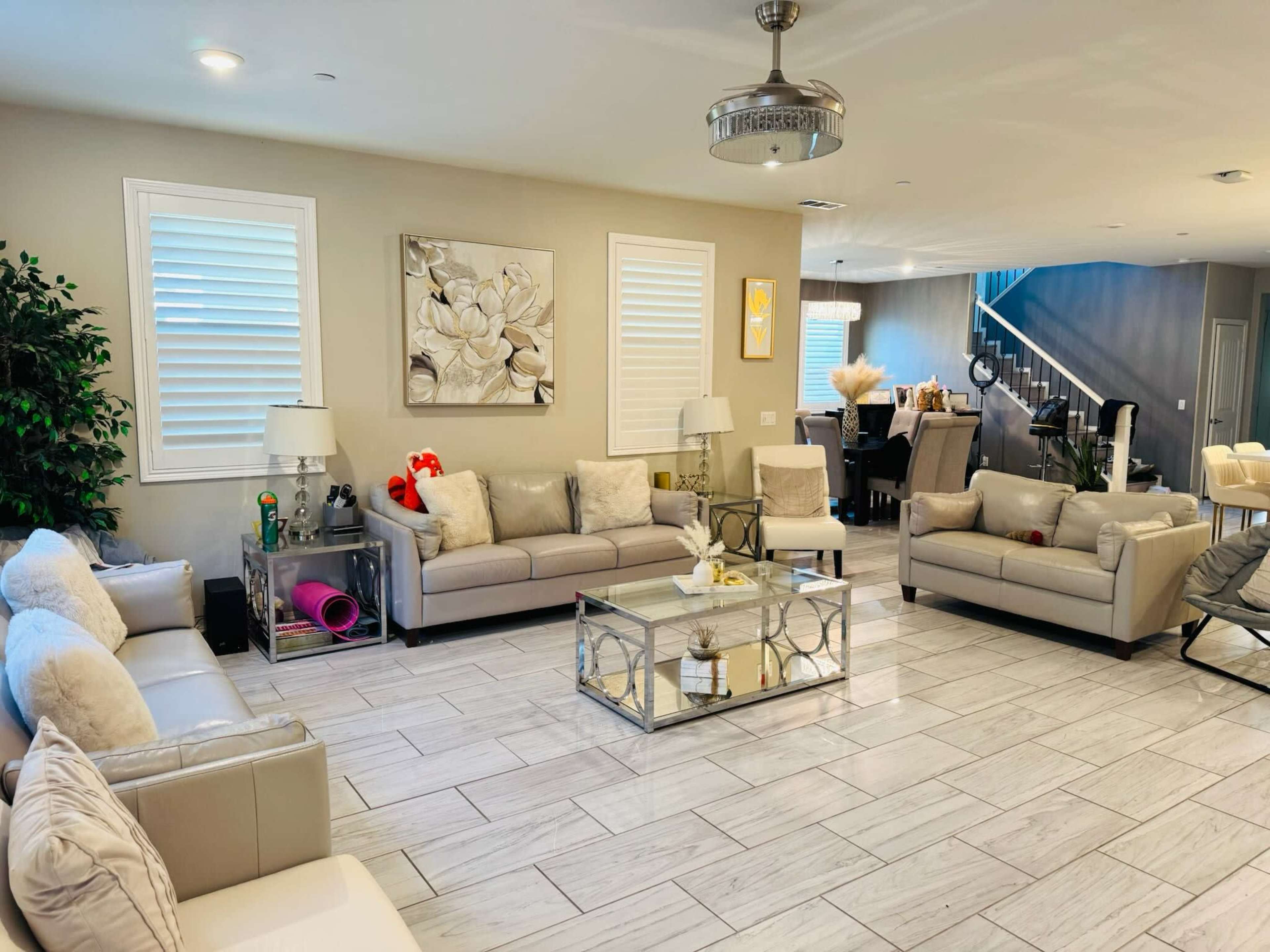 Elegant Home with Pool and Versatile Spaces for Events, Meetings, and Filming Image in Jurupa Valley, Jurupa Valley, CA