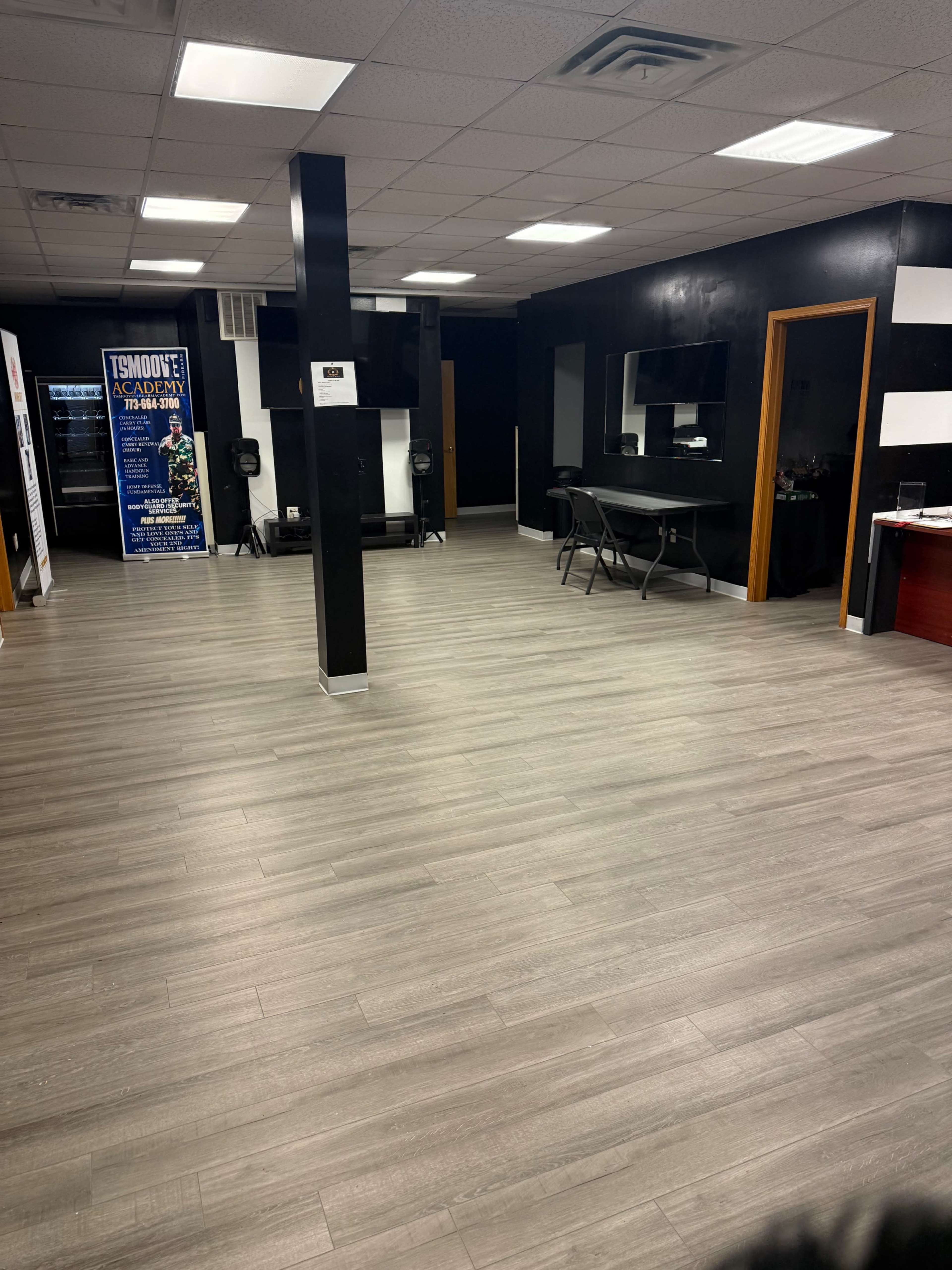 Intimate event space Image in Aurora Township, Aurora, IL