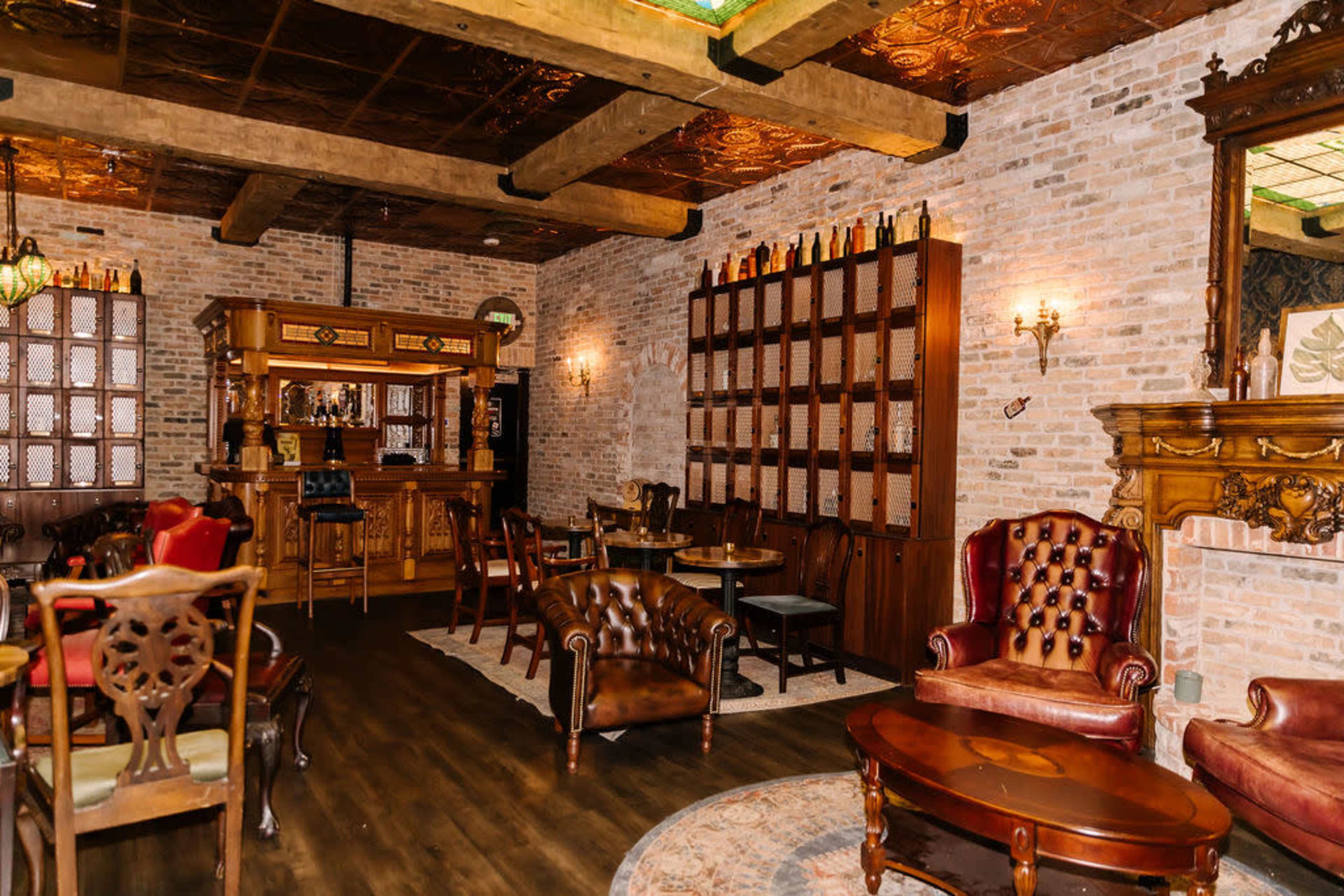 Unique Speakeasy with Upscale Chicago Vibe Image in Anthem, Anthem, AZ