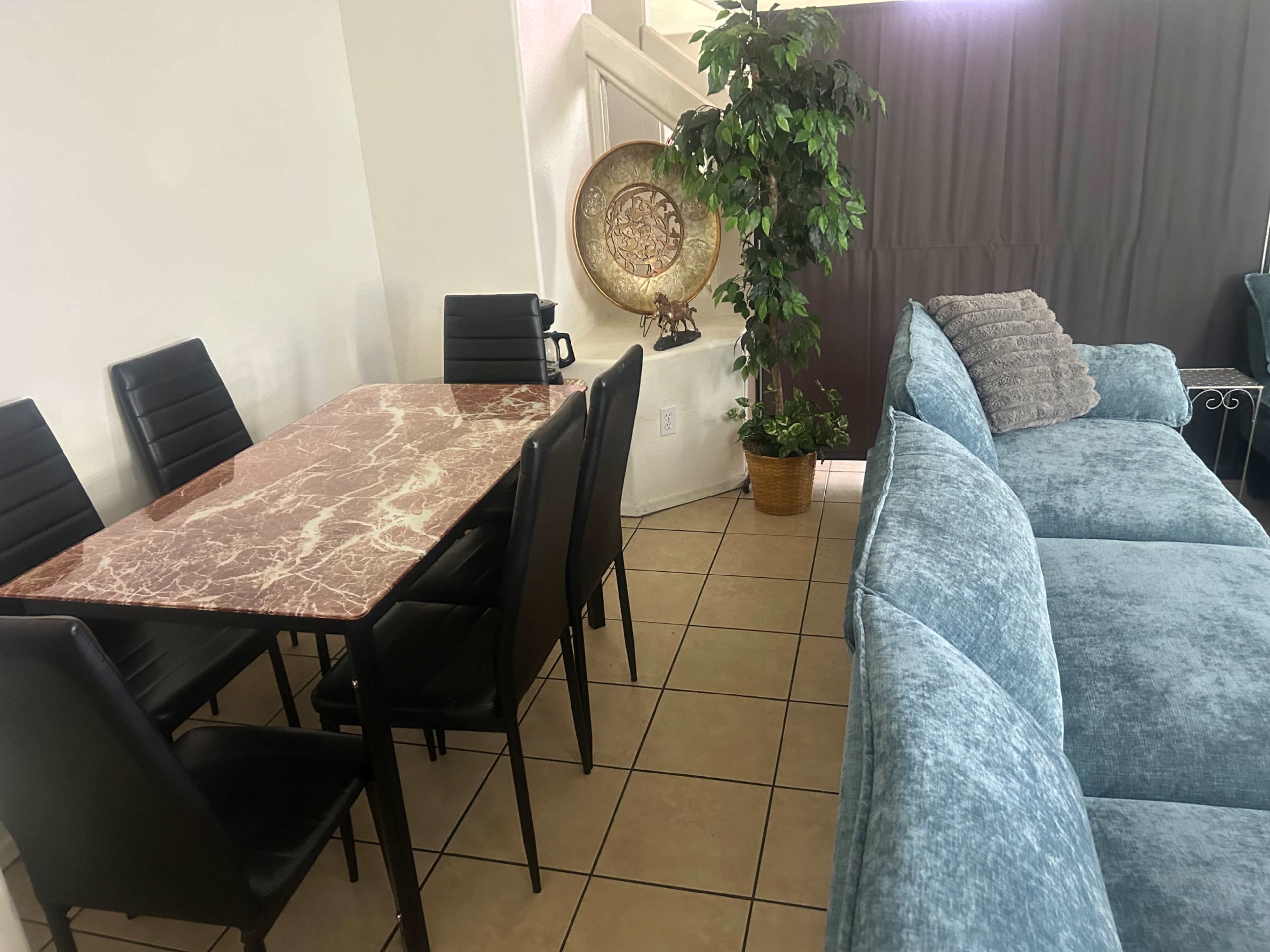 Serene Outdoor Sanctuary with Marble Kitchen in Glendale Image in Cobblefield HOA, Glendale, AZ