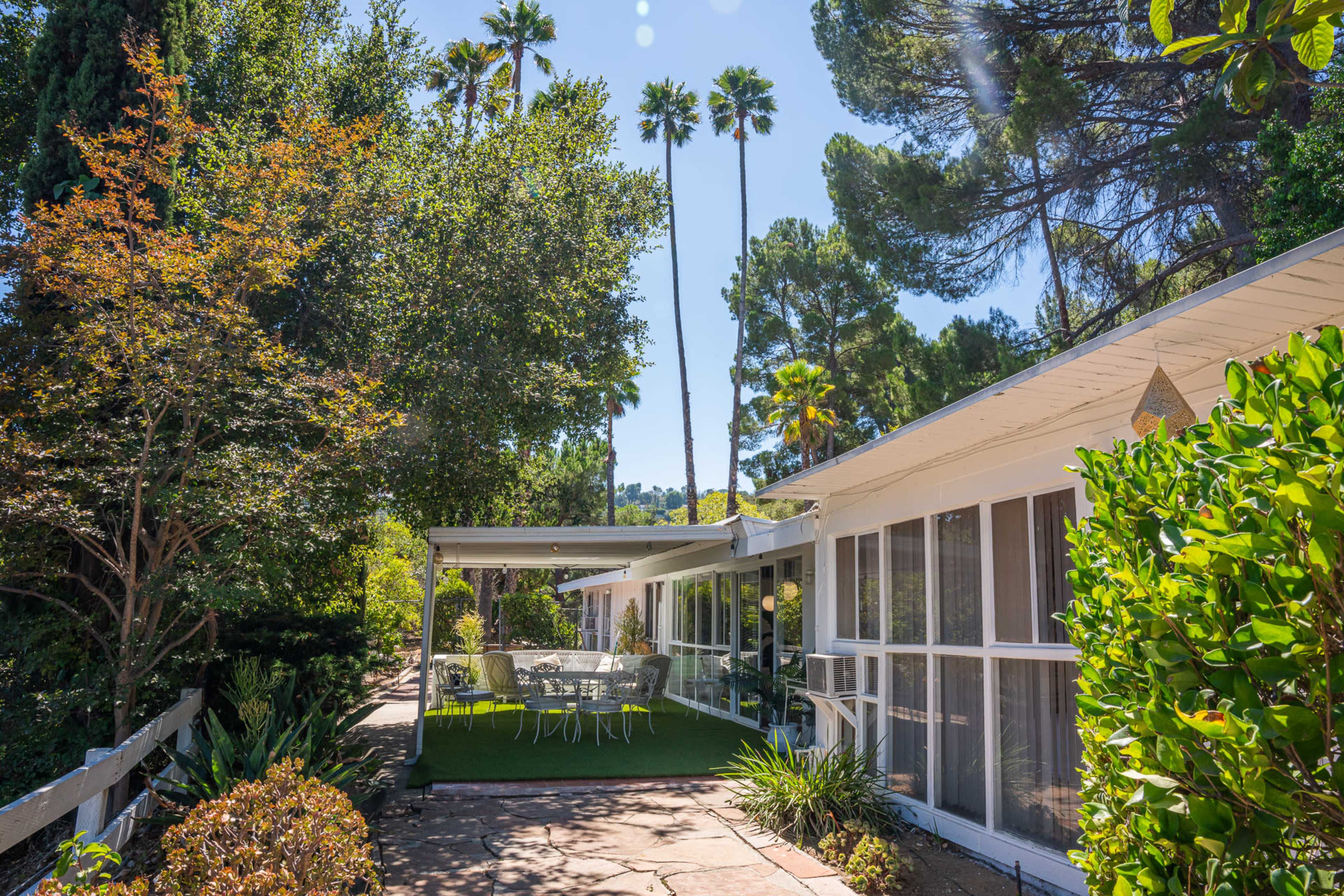 Mid-Century House by Edward H. Fickett Image in Sherman Oaks, Los Angeles, CA
