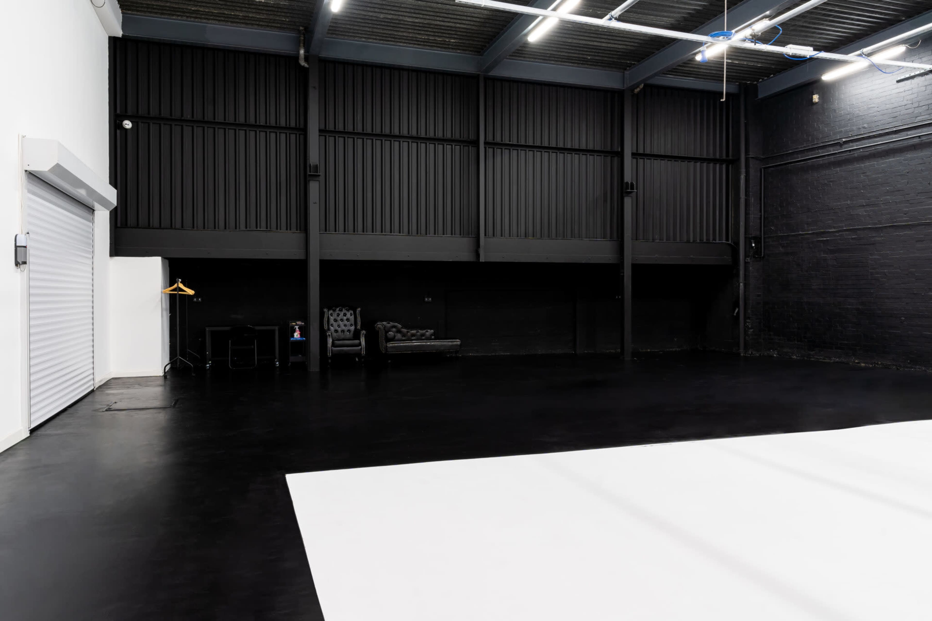 Vast Newcastle Film Studio with Infinity Cove Image in Newcastle upon Tyne, Newcastle Upon Tyne, ENG