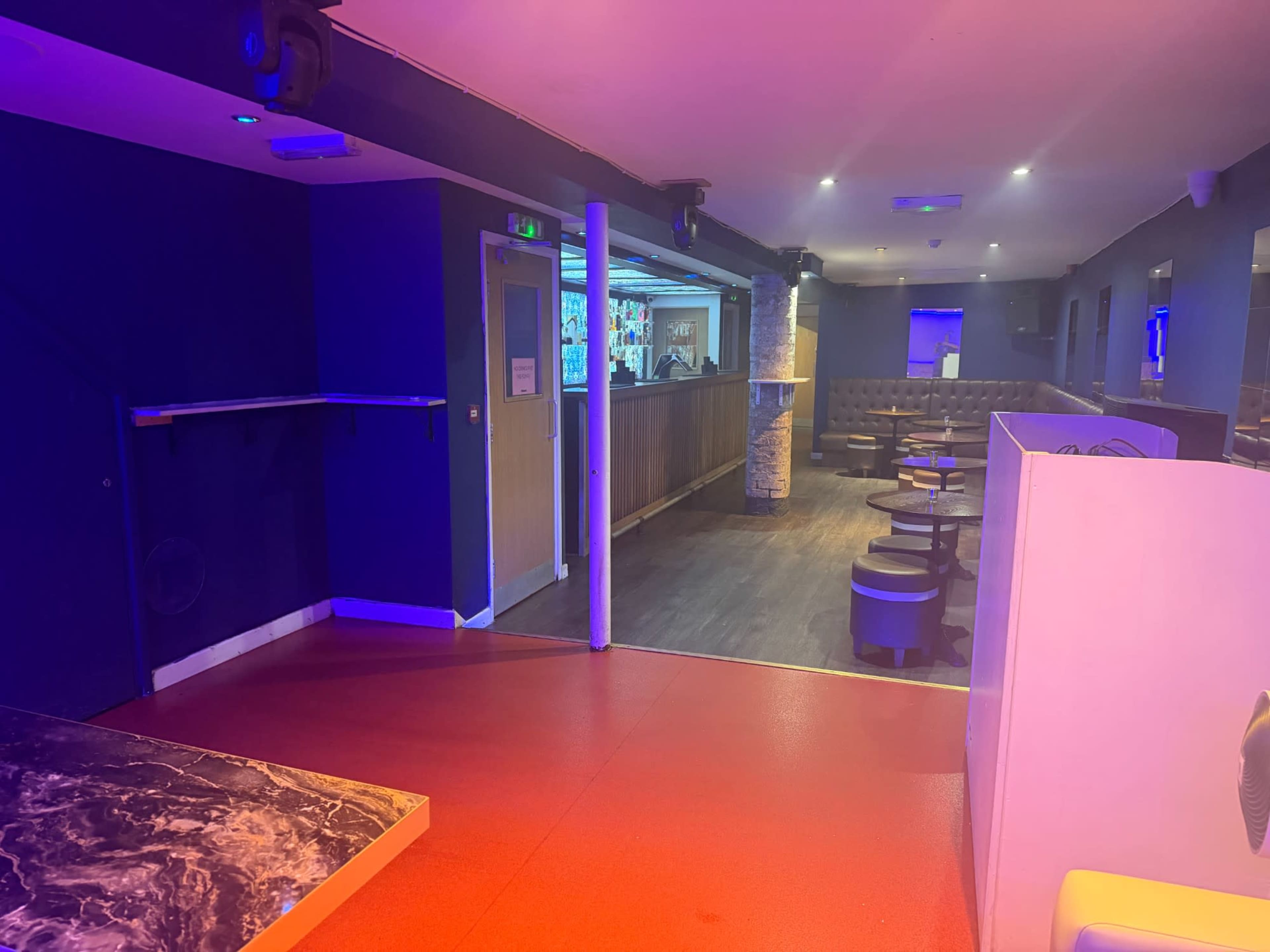 Intimate City Centre Basement Location Image in Central Retail District, Manchester, ENG