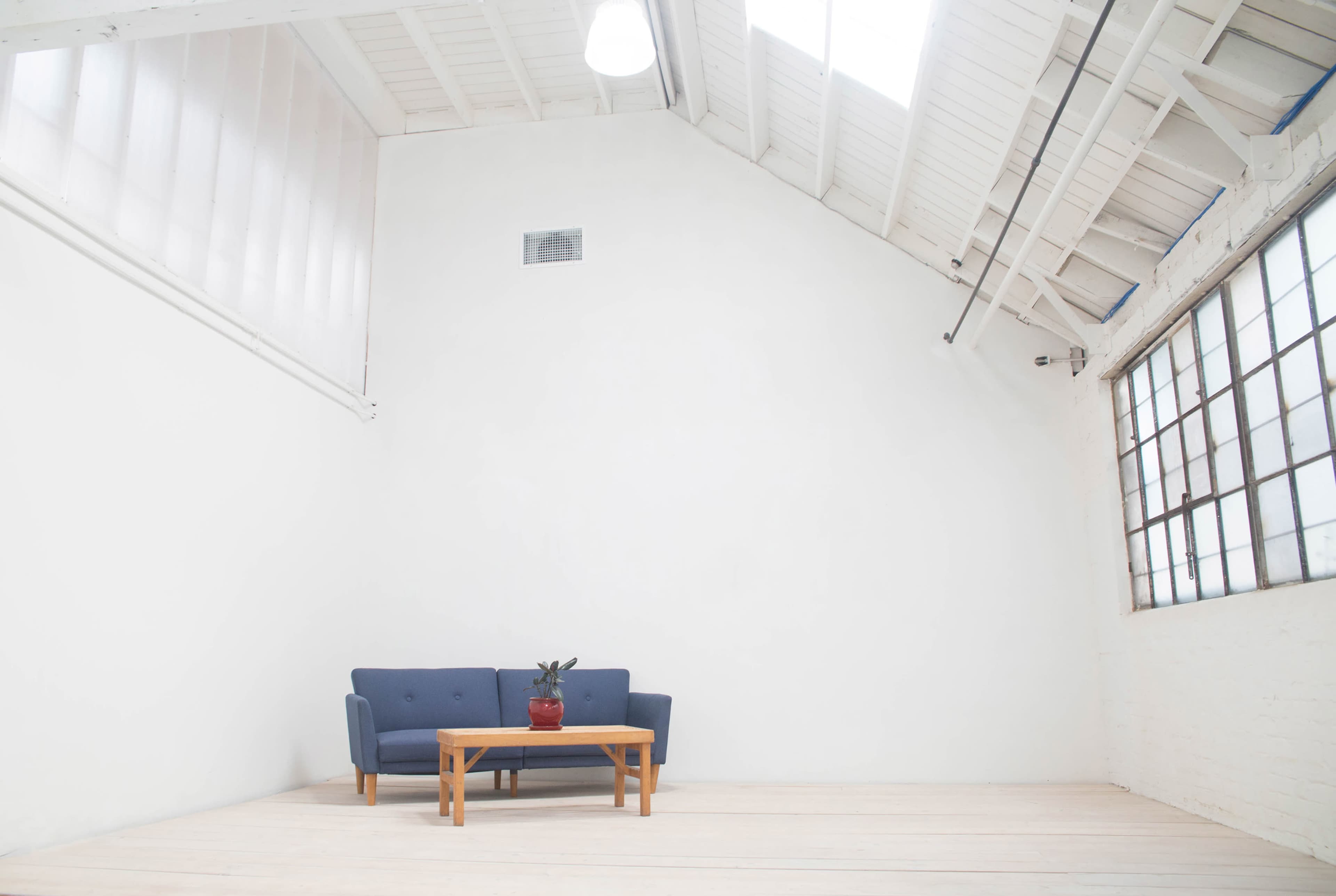 New Versatile, Spacious, Naturally Lit Photo/Video studio in West Oakland Image in West Oakland, Oakland, CA