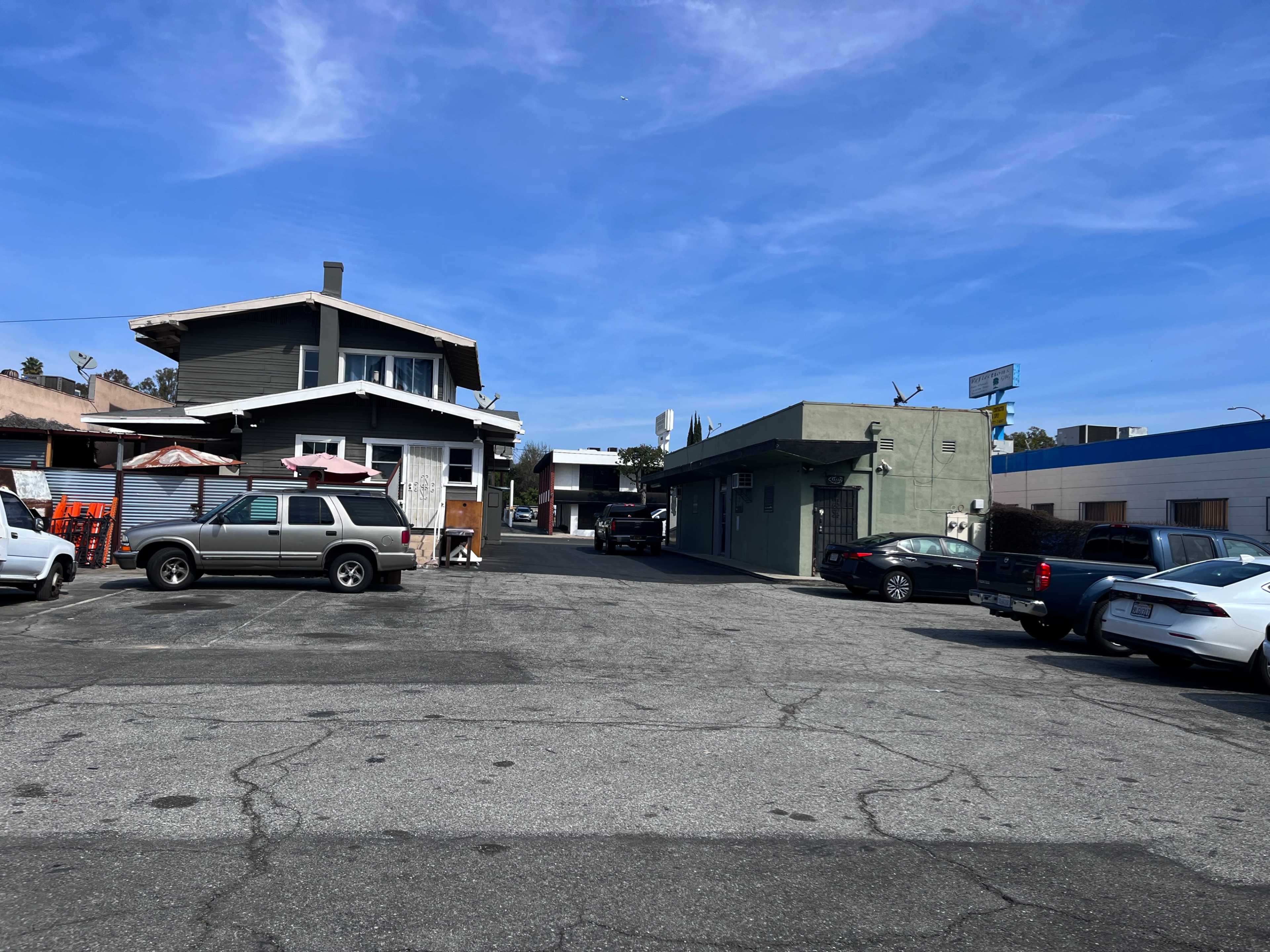 Quaint antique furniture shop Image in Whittier, Whittier, CA
