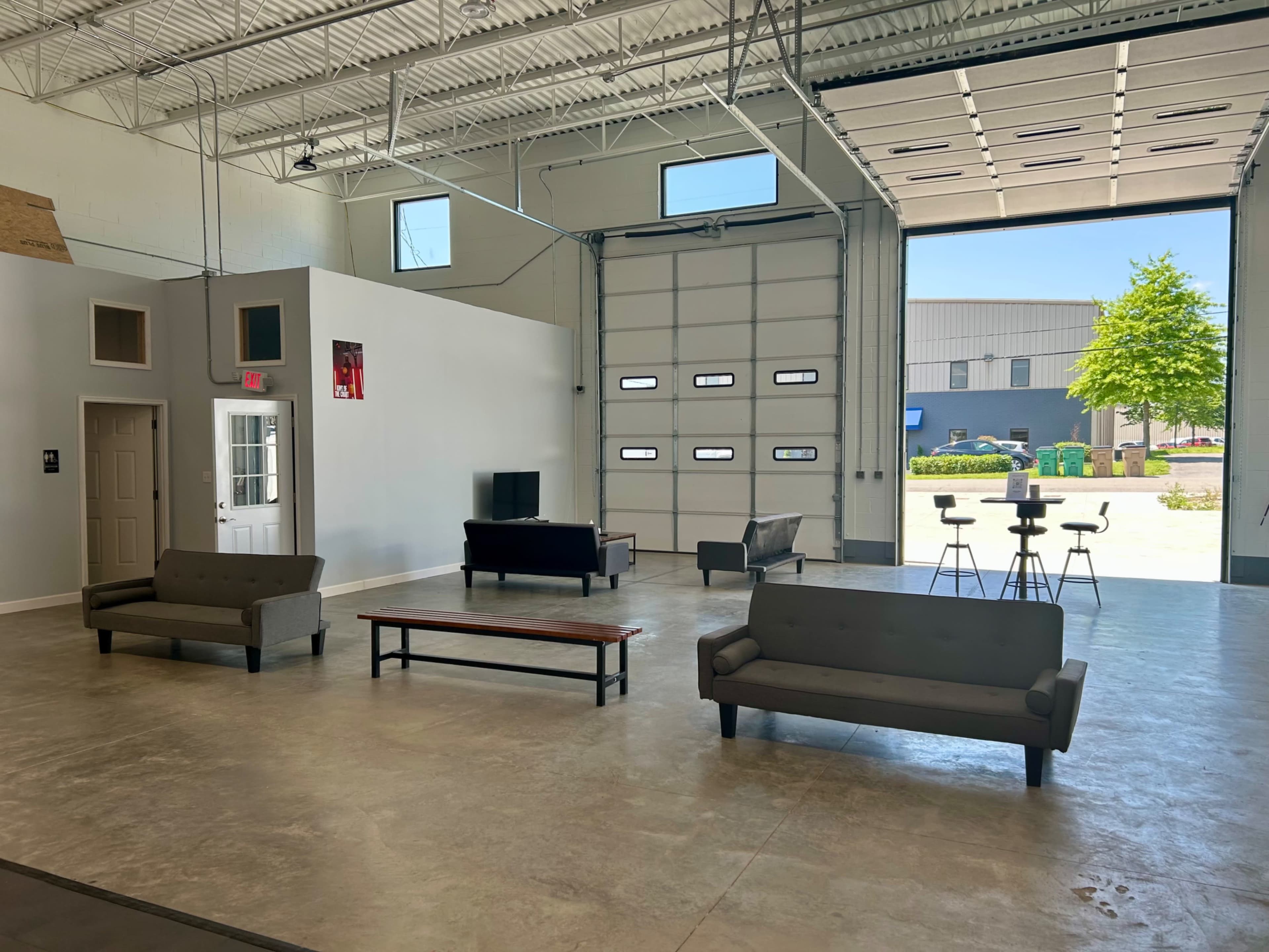 New Woodbine Gym with Comfortable Meeting Space Image in Nolensville Road, Nashville, TN