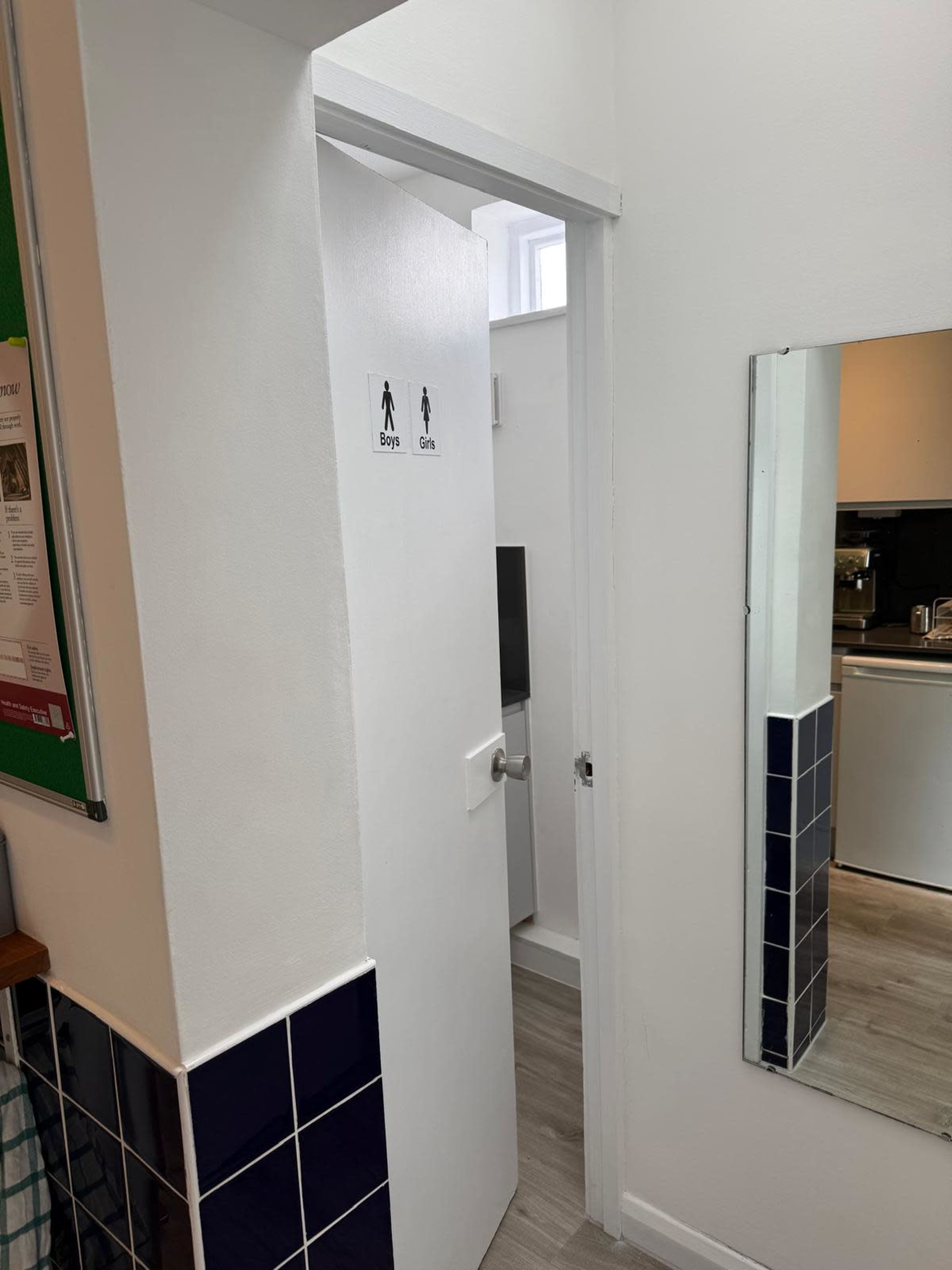 Bright, Stylish Event Space in Central Dorking – with High Street Access Image in Dorking, Dorking, ENG