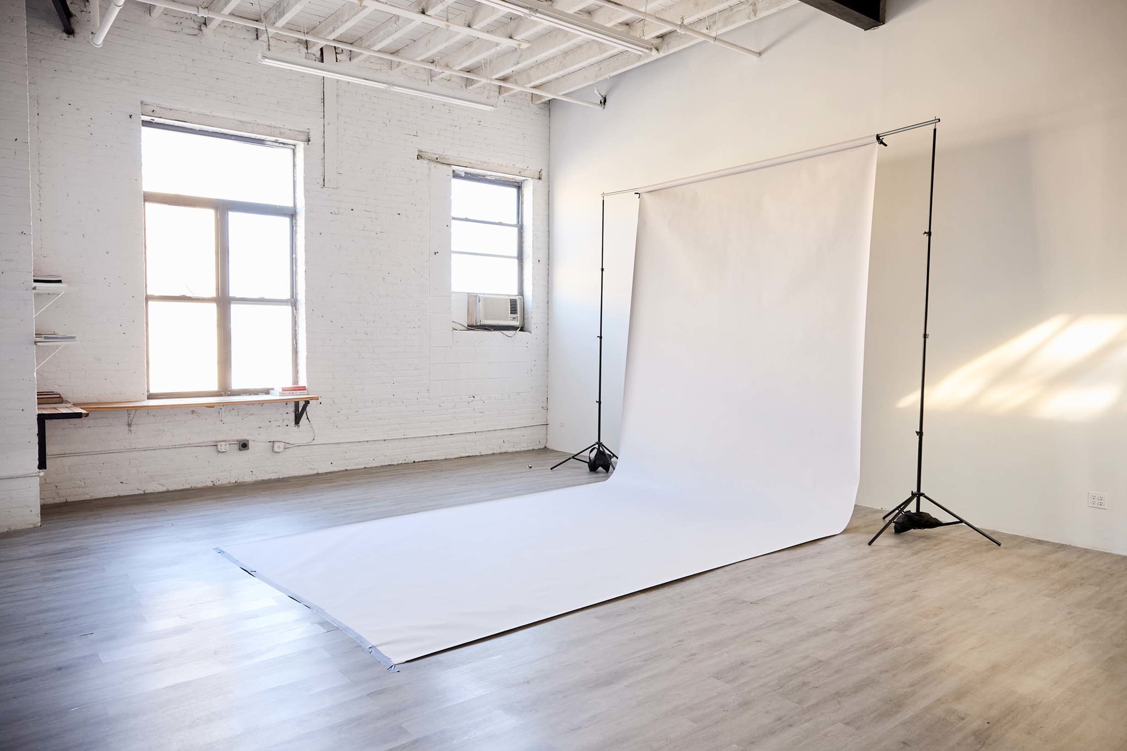 Spacious Daylight Photo Studio Image in East Williamsburg, Brooklyn, NY