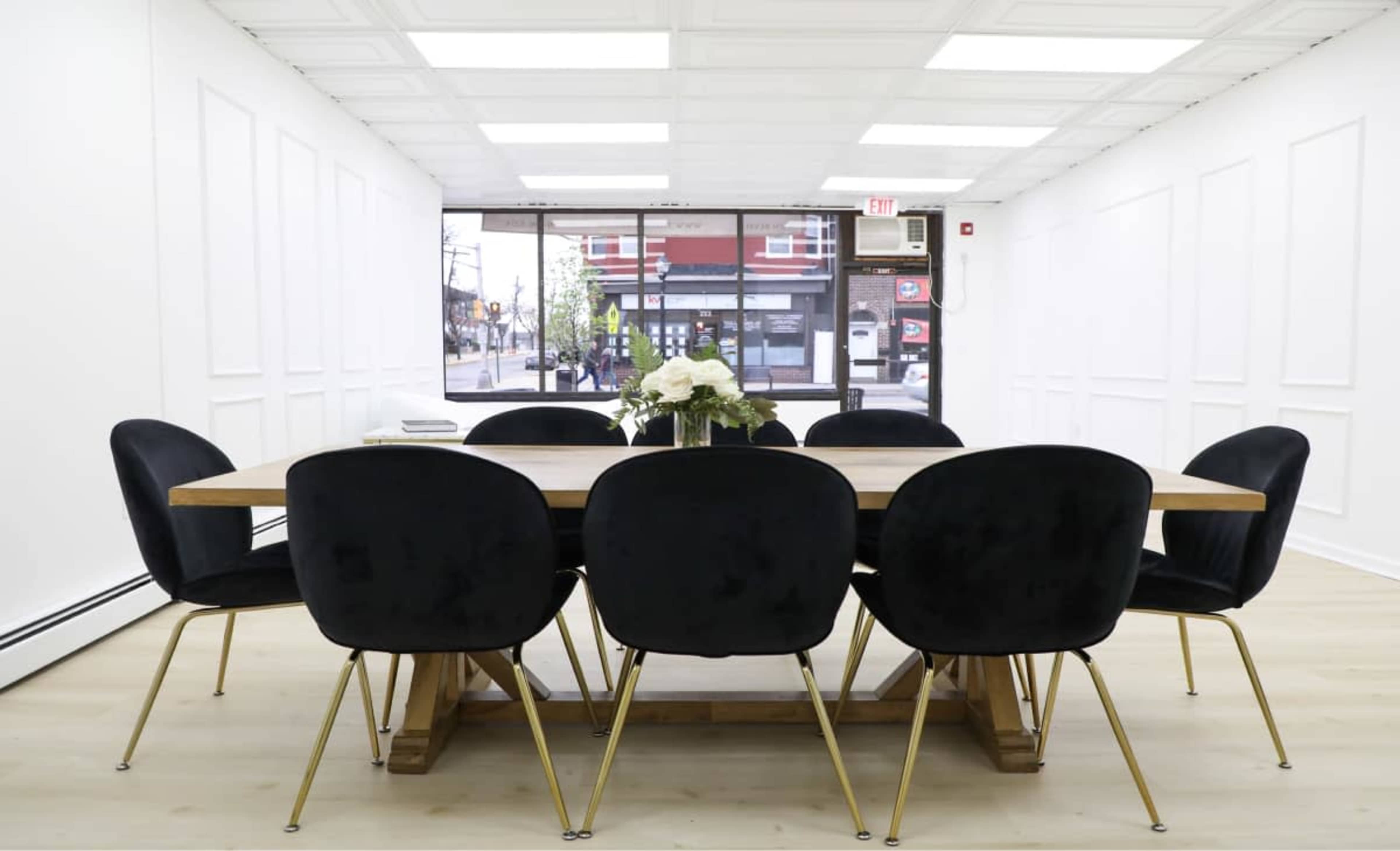 NJ Daylight Luxury Photo Video Content Studio Image in Hasbrouck Heights, Hasbrouck Heights, NJ