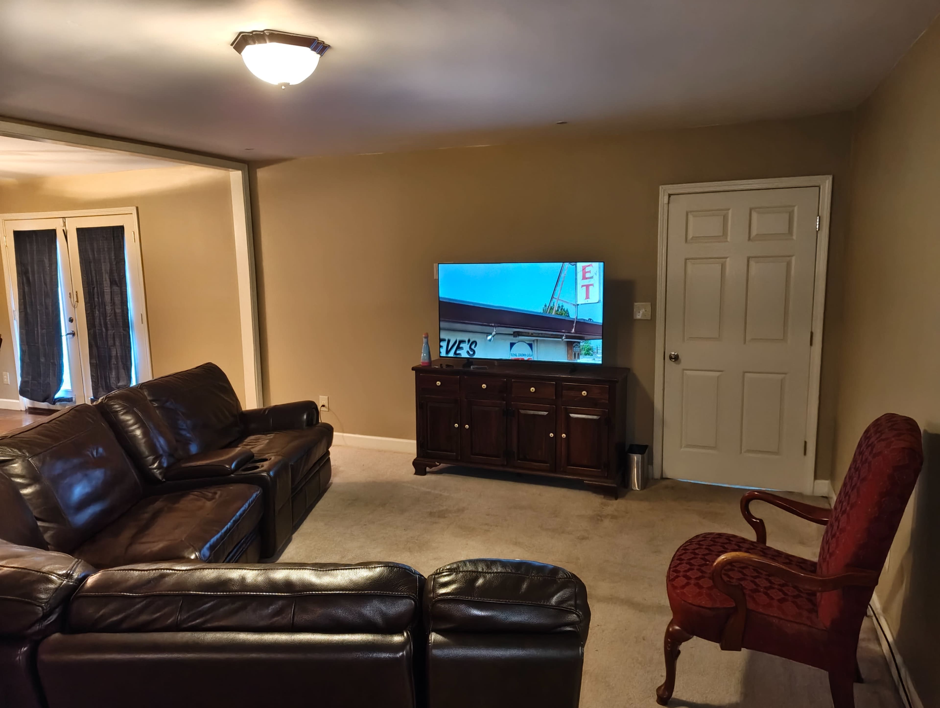 Party House Image in Forestdale, Birmingham, AL