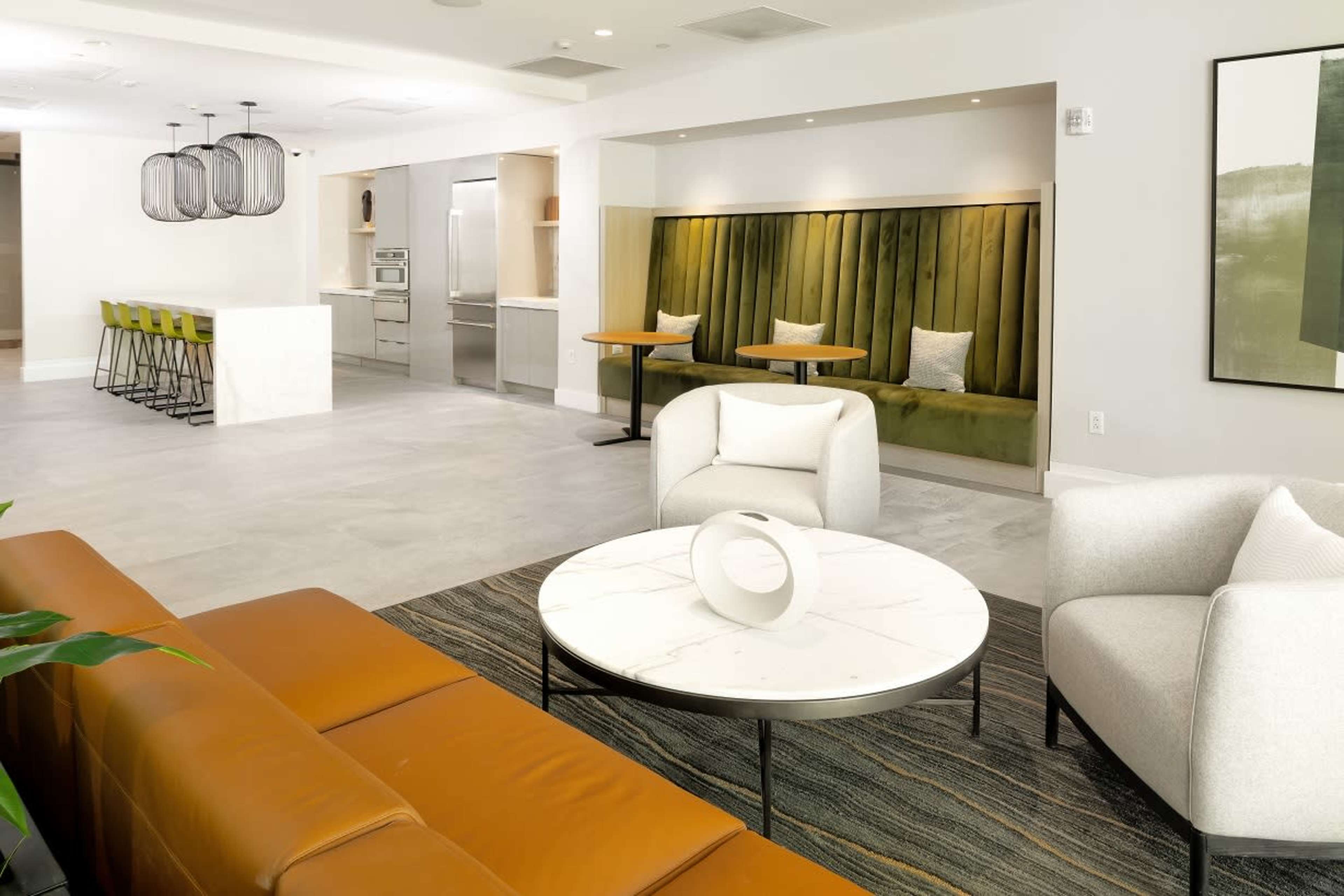 Bright, Spacioius Lounge with Kitchenette.  Perfect for meetings. Image in Back Bay, Boston, MA