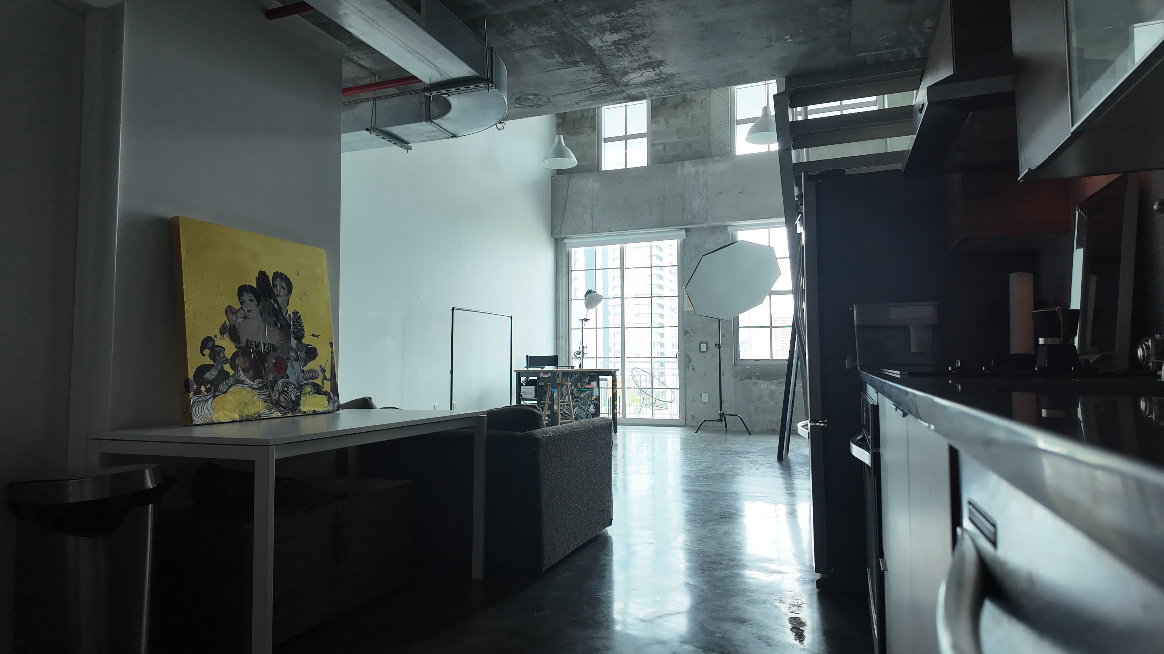 Creative Studio Loft with Natural Light in Wynwood - BYKANVAS Image in Town Square, MIAMI, FL