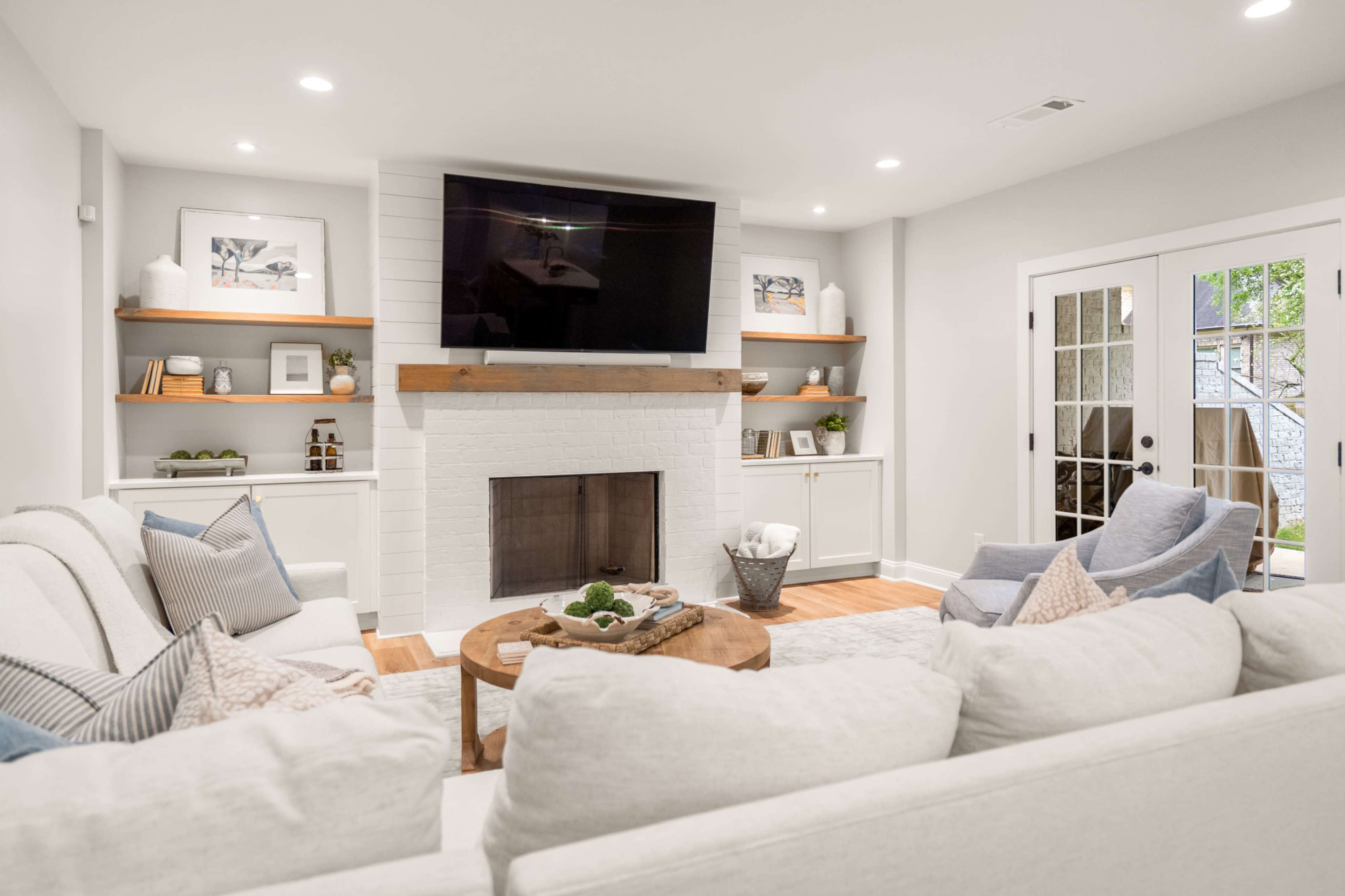 Charming Cape Cod Style Home with Modern Luxury & Family-Friendly Features Image in Sandy Springs, Atlanta, GA