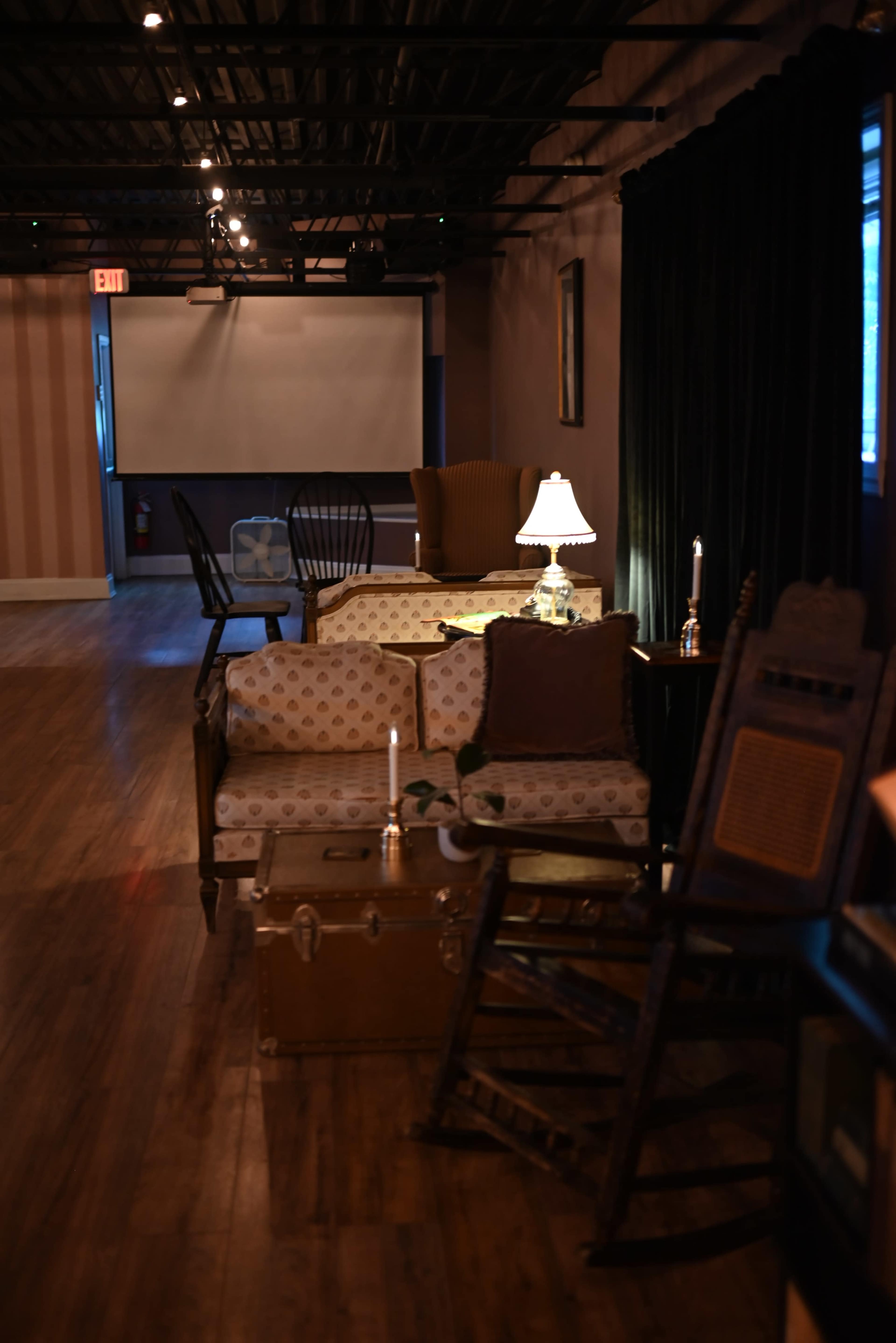 Old New York historical themed studio in an industrial area steps from the LIRR Image in Hempstead, Oceanside, NY