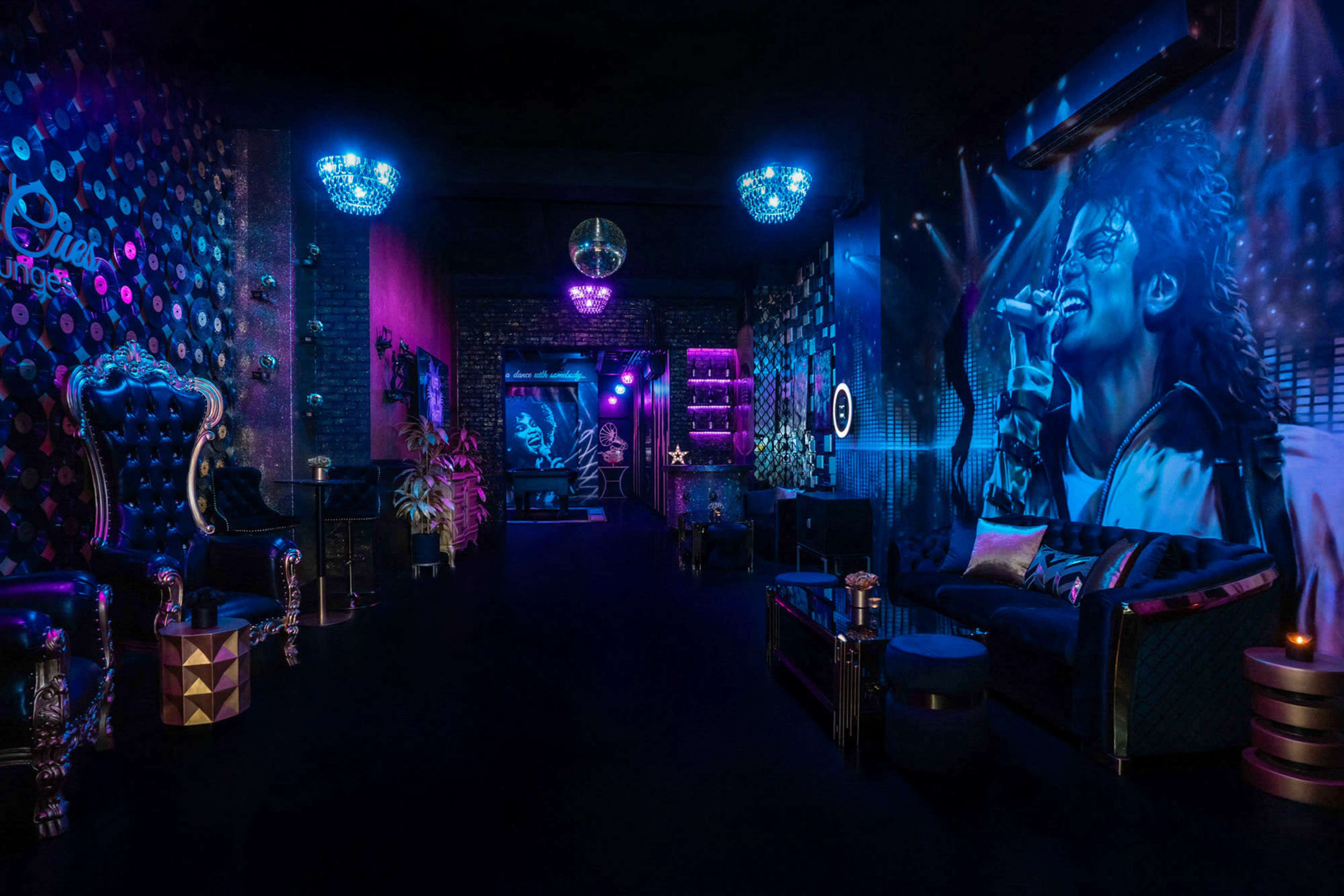 Golden Noir Music-Themed Private Lounge Image in East Williamsburg, Brooklyn, NY