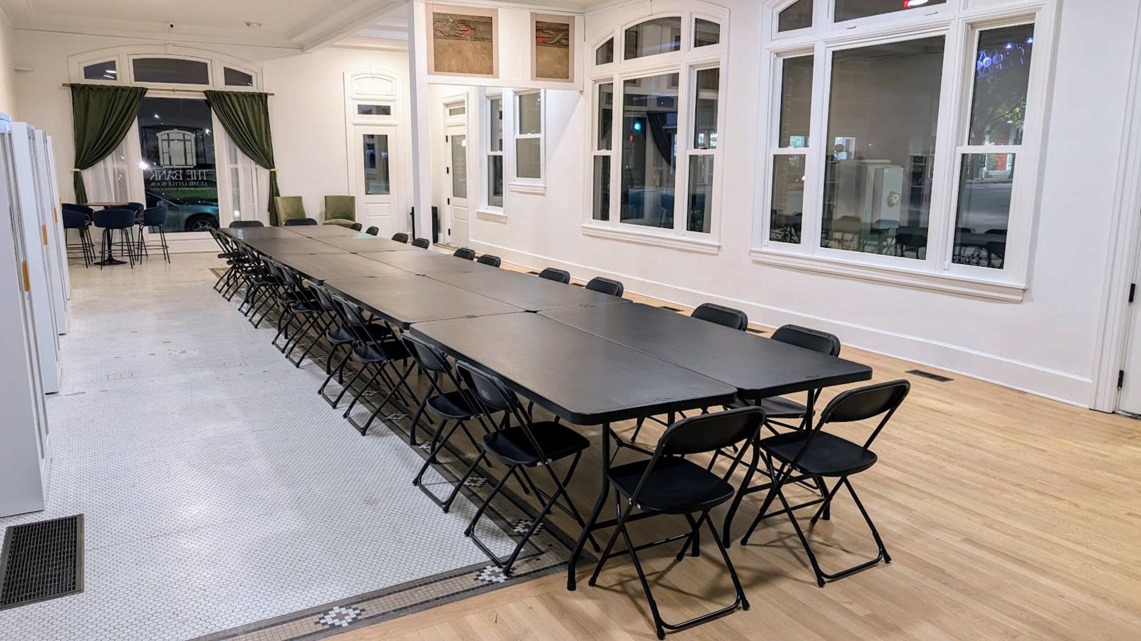 Historic Event Space with Natural Lighting Image in Highland Park, Des Moines, IA