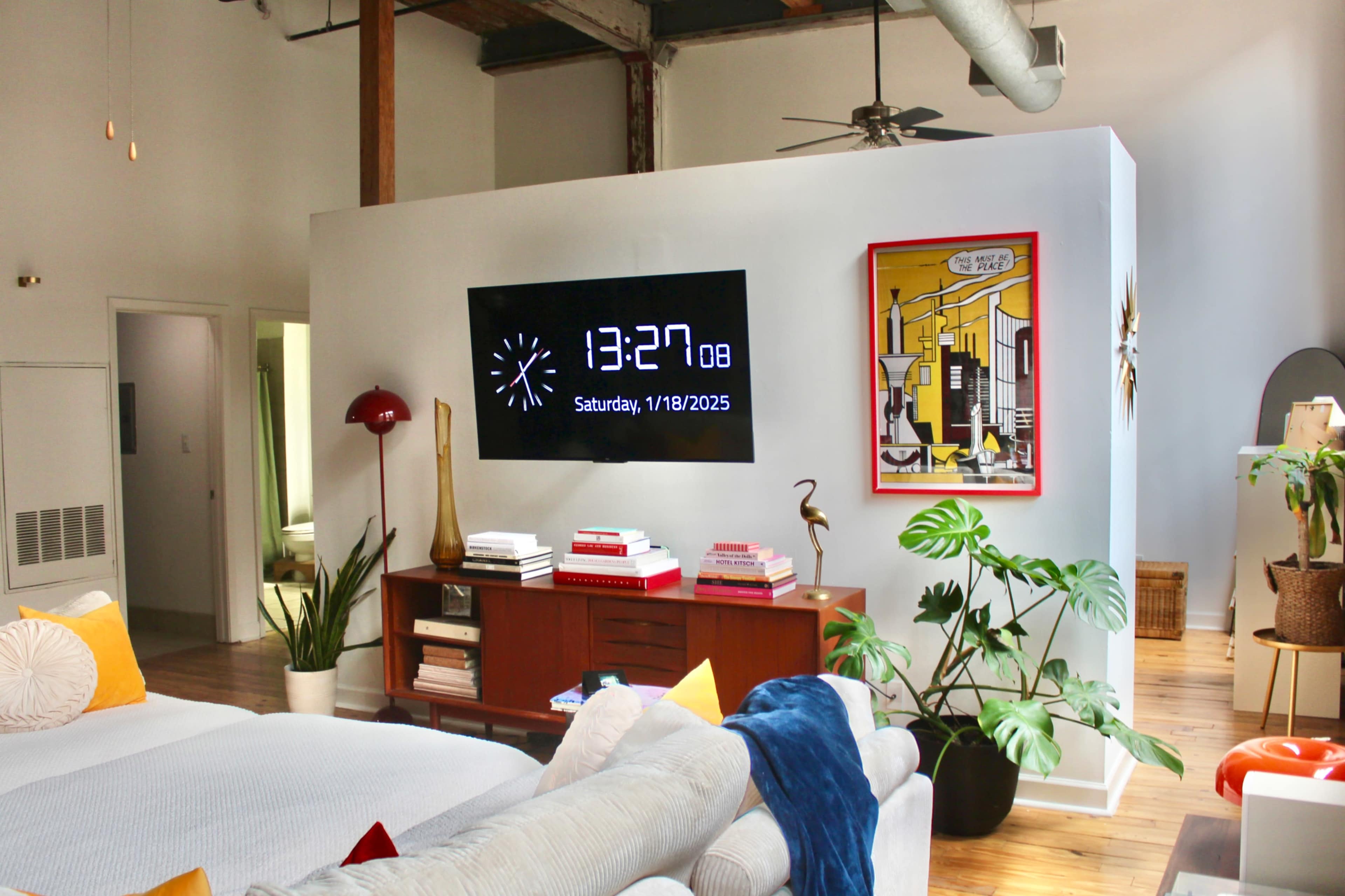 Downtown Industrial Loft with Large Windows Image in Oakland, Atlanta, GA