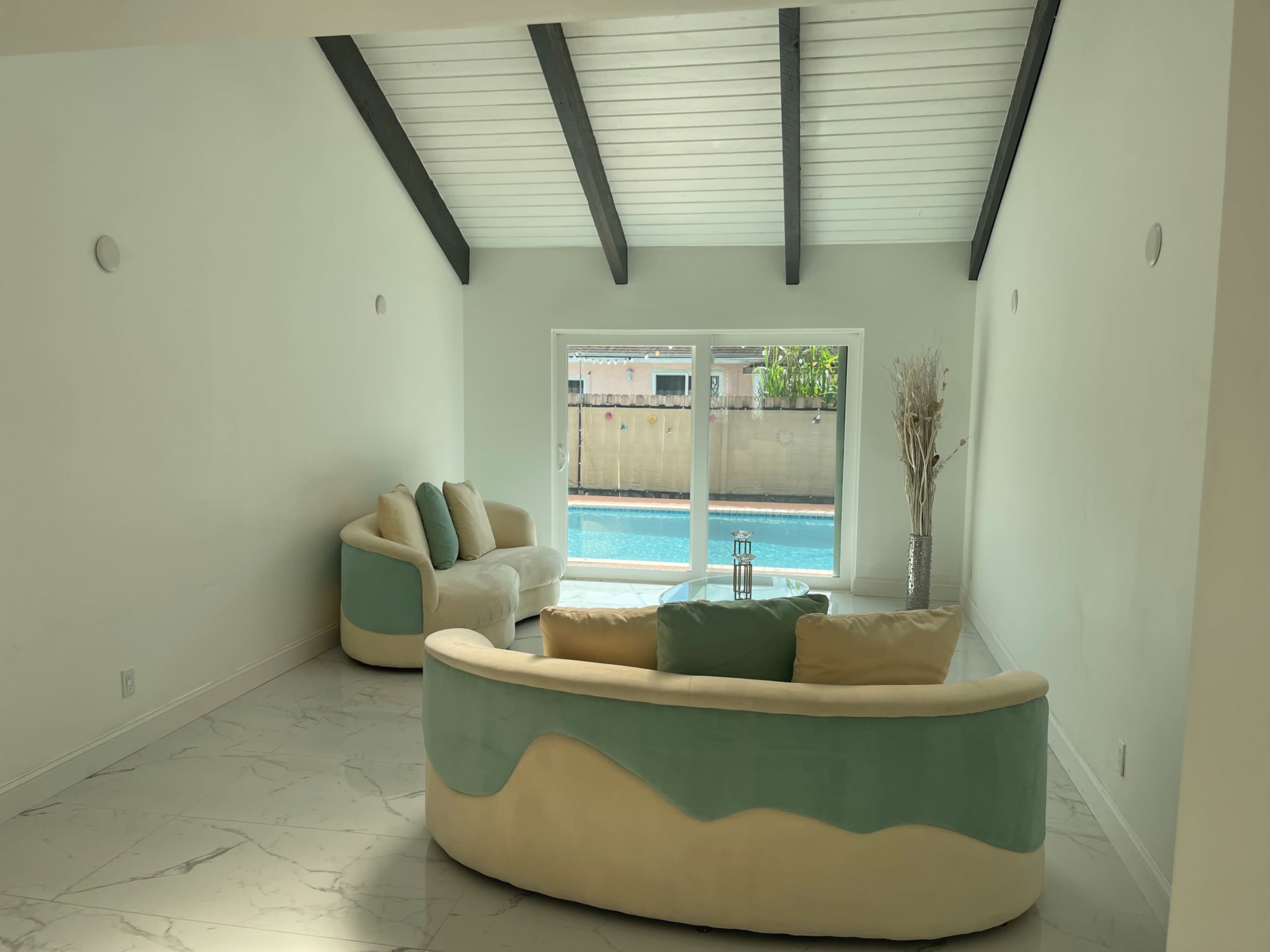 Private modern pool home Image in Lauderhill, Lauderhill, FL