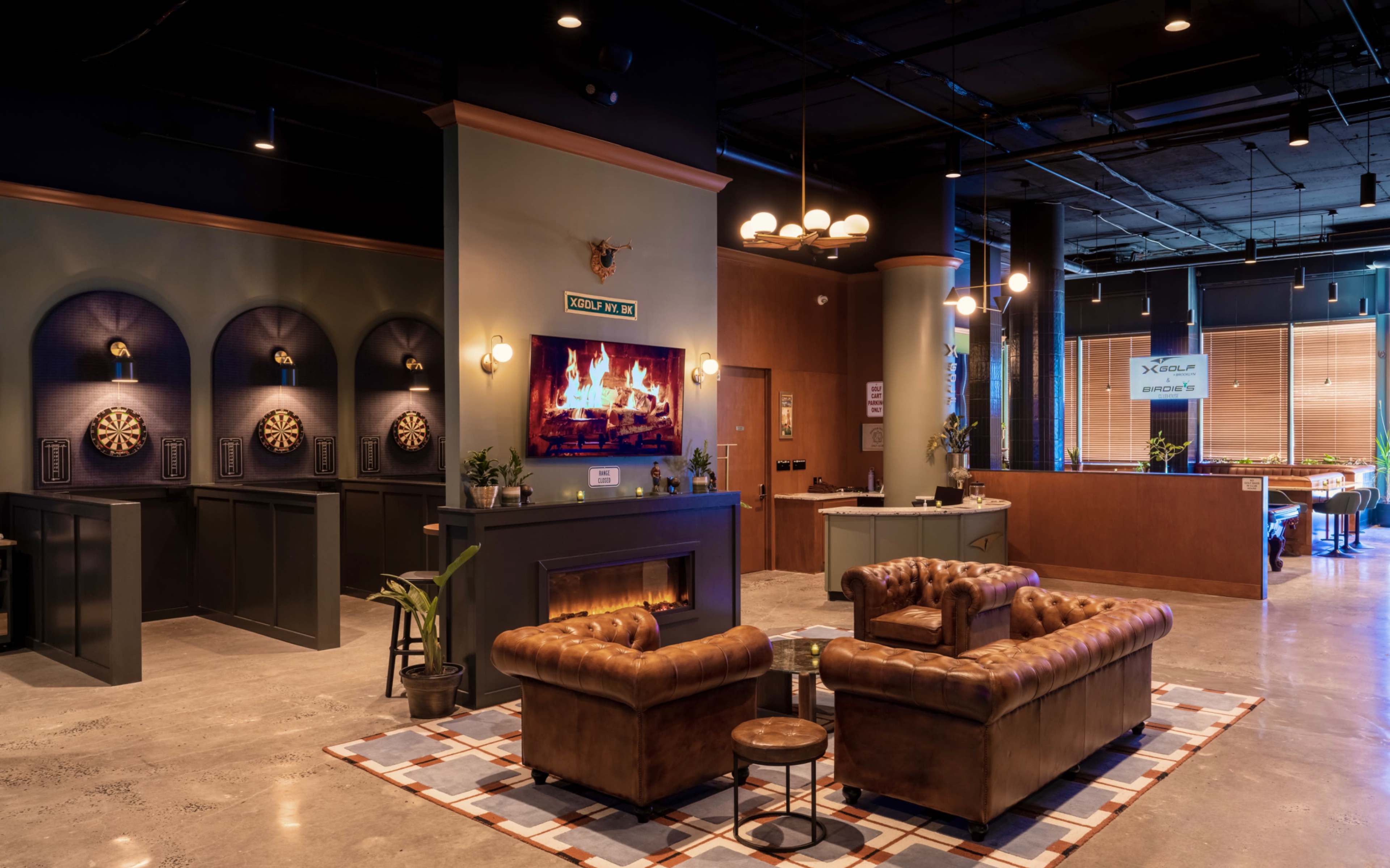 Brooklyn Clubhouse with Golf Simulators Image in Greenpoint, Brooklyn, NY