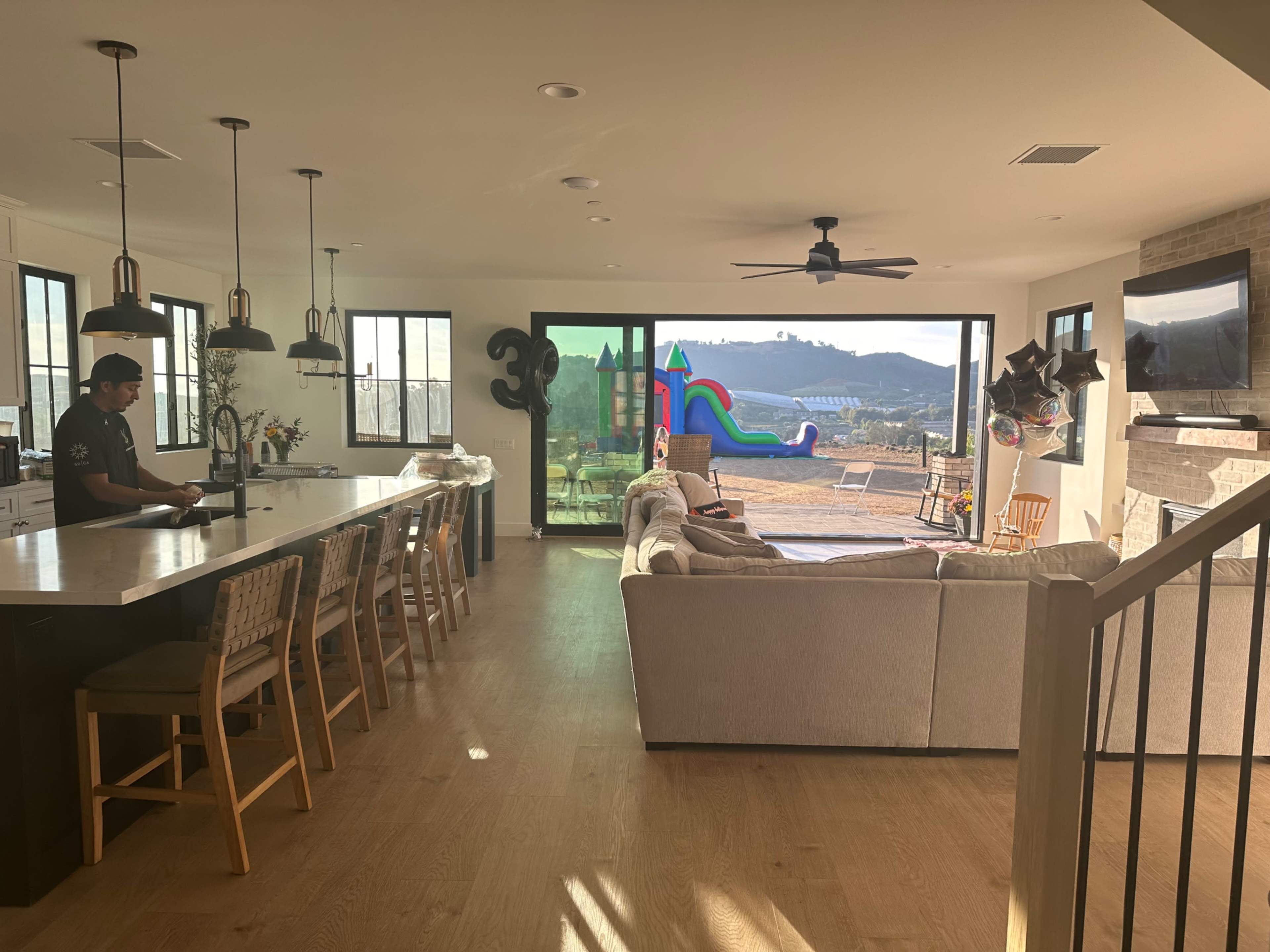 Hidden New Build with Amazing Views: Photoshoots & Special Events Image in , San Marcos, CA