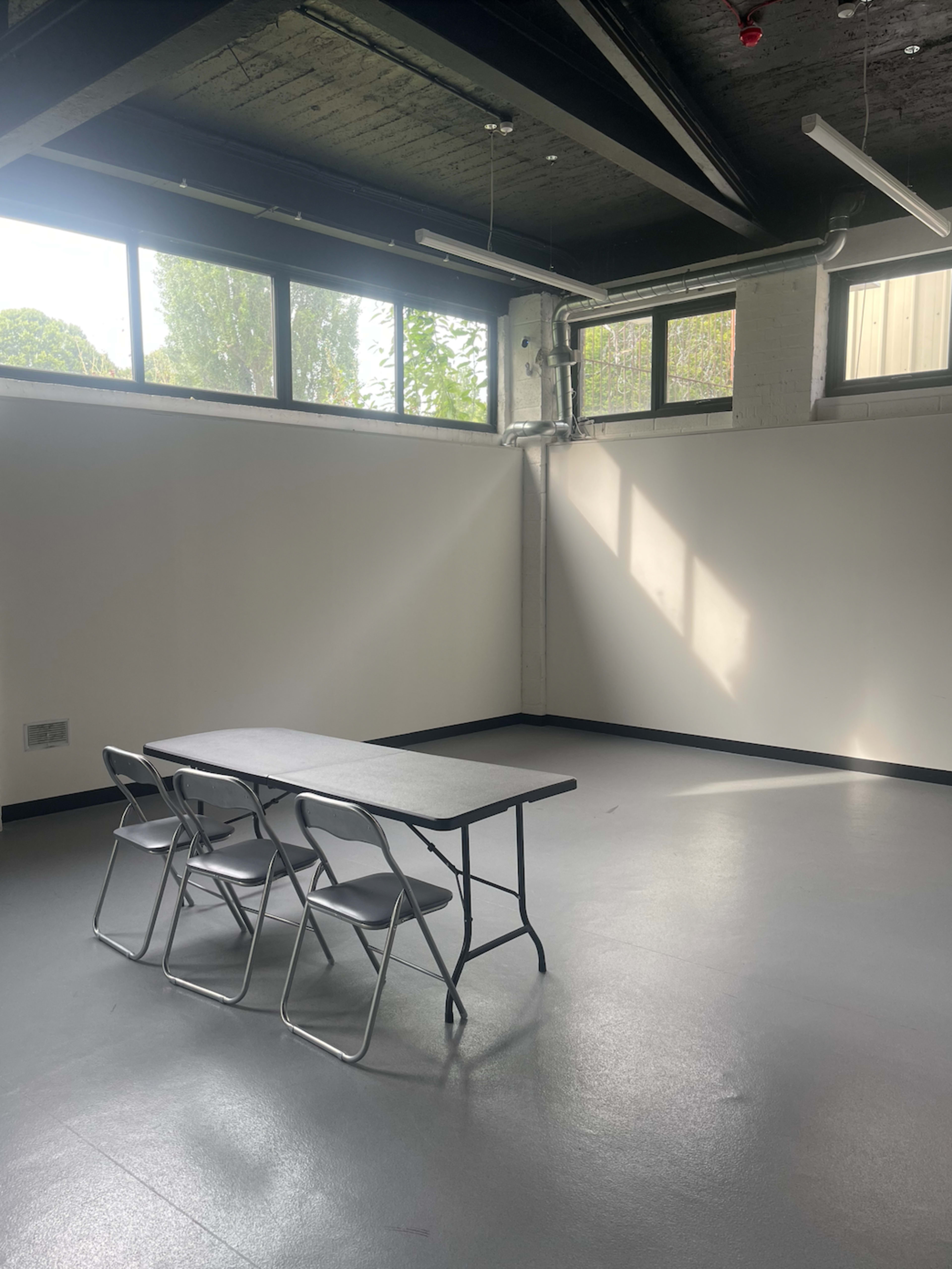 Micro Studios - 003 Image in Church End & Roundwood, London, ENG