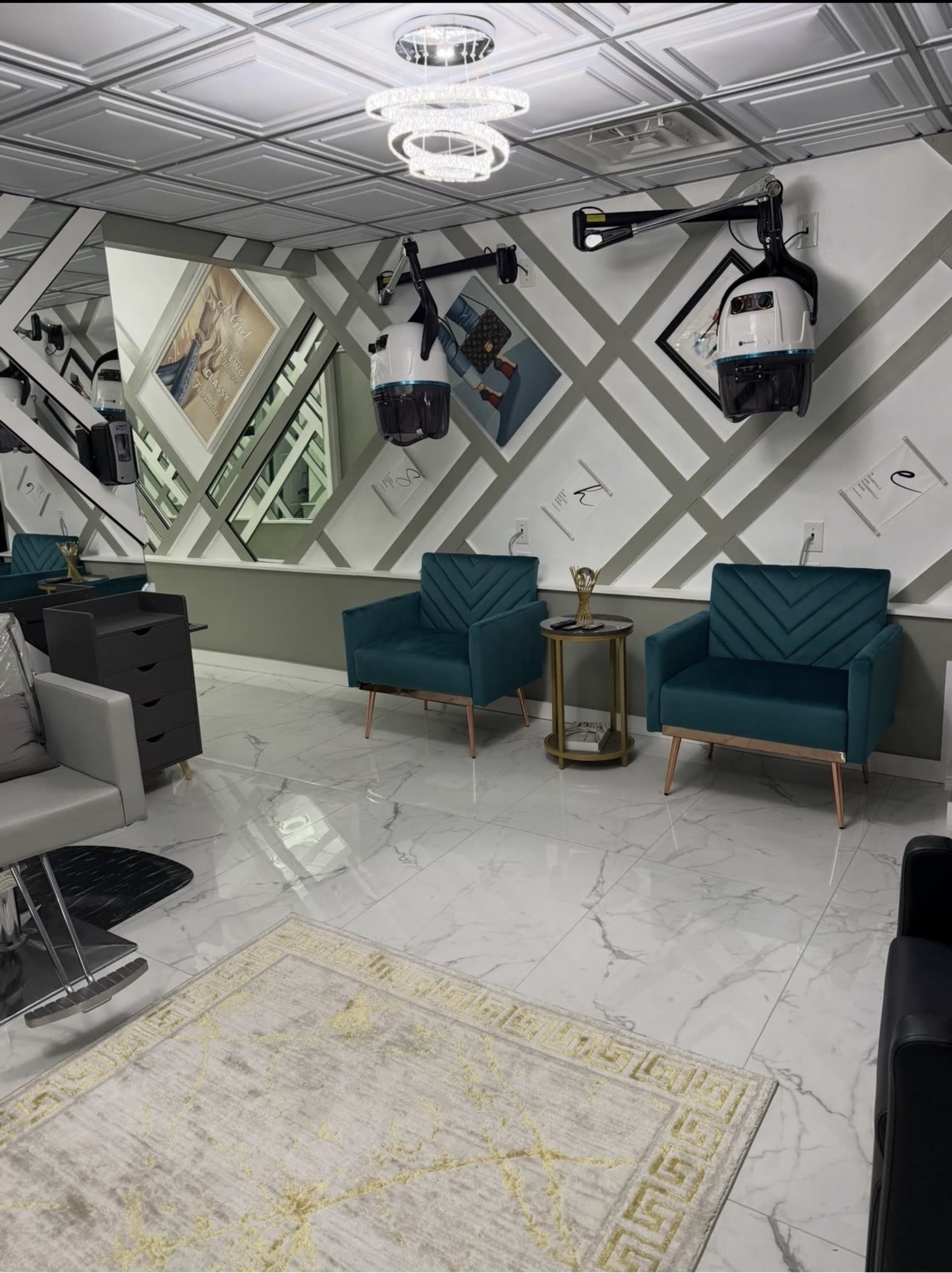 Lawrenceville’s hidden gem—an all-in-one luxury creative studio for music, media, photography, beauty & grooming, with event space included. Image in , Lawrenceville, GA