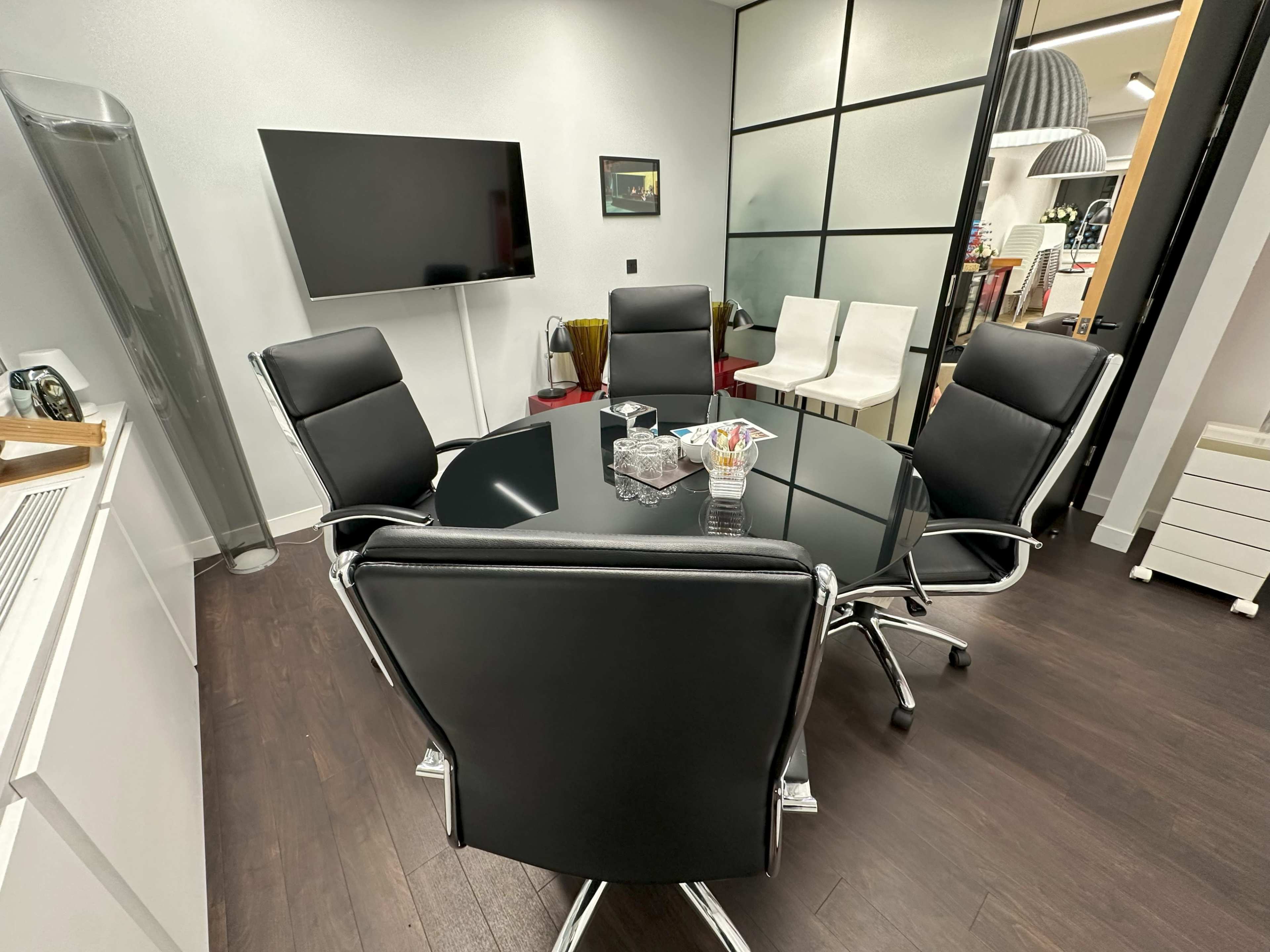 Premium meeting room in the heart of Mayfair Image in Mayfair, Mayfair, London, ENG