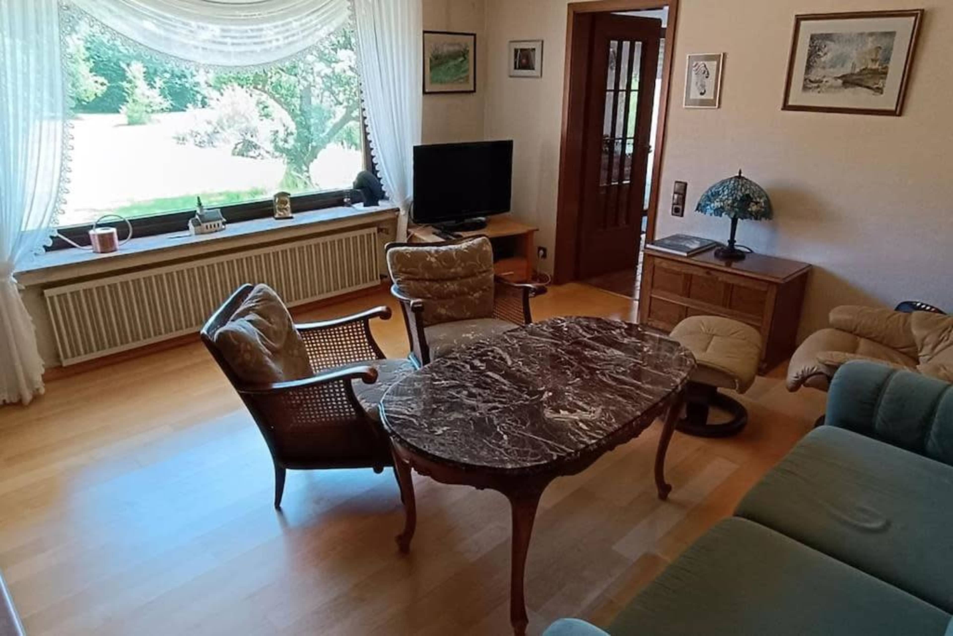 Stilvolle Unterkunft mit 1600 qm Gartenfläche. Image in , Velbert