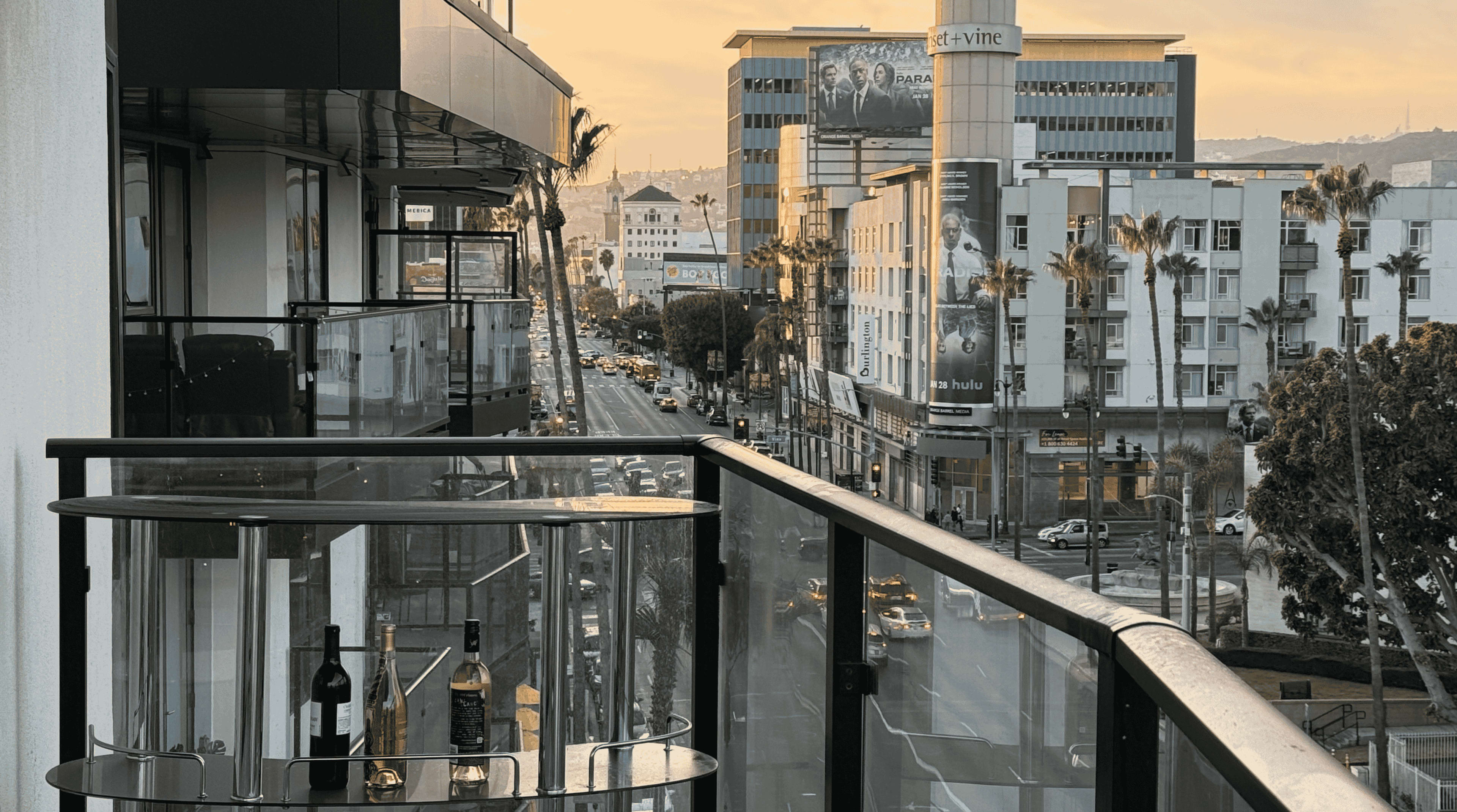 Downtown Apartment on Sunset Blvd. with Views of Hollywood Sign Image in Hollywood, Los Angeles, CA