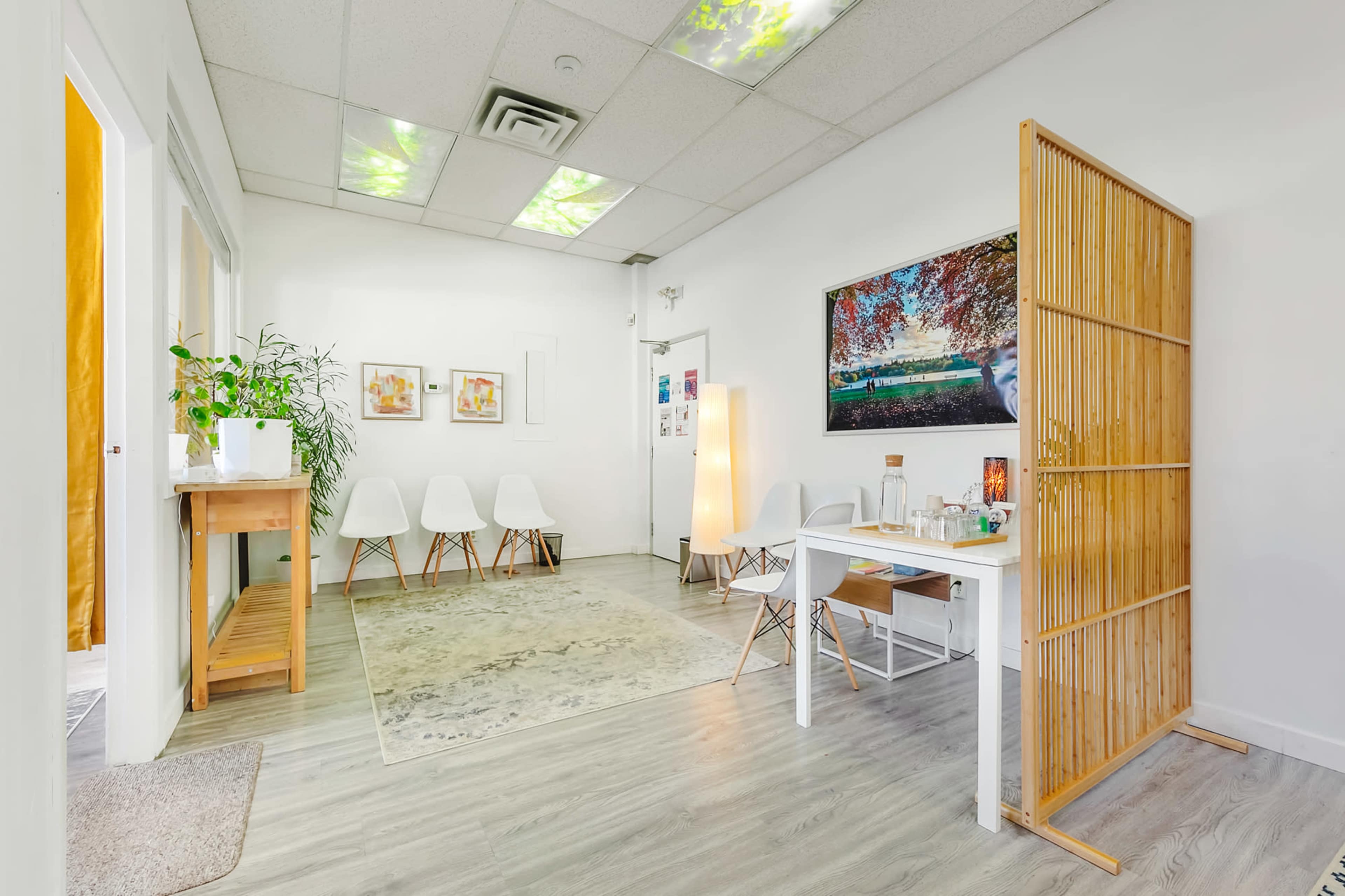 Indoor Garden Suite with Mountain Views Image in East Vancouver, Vancouver, BC