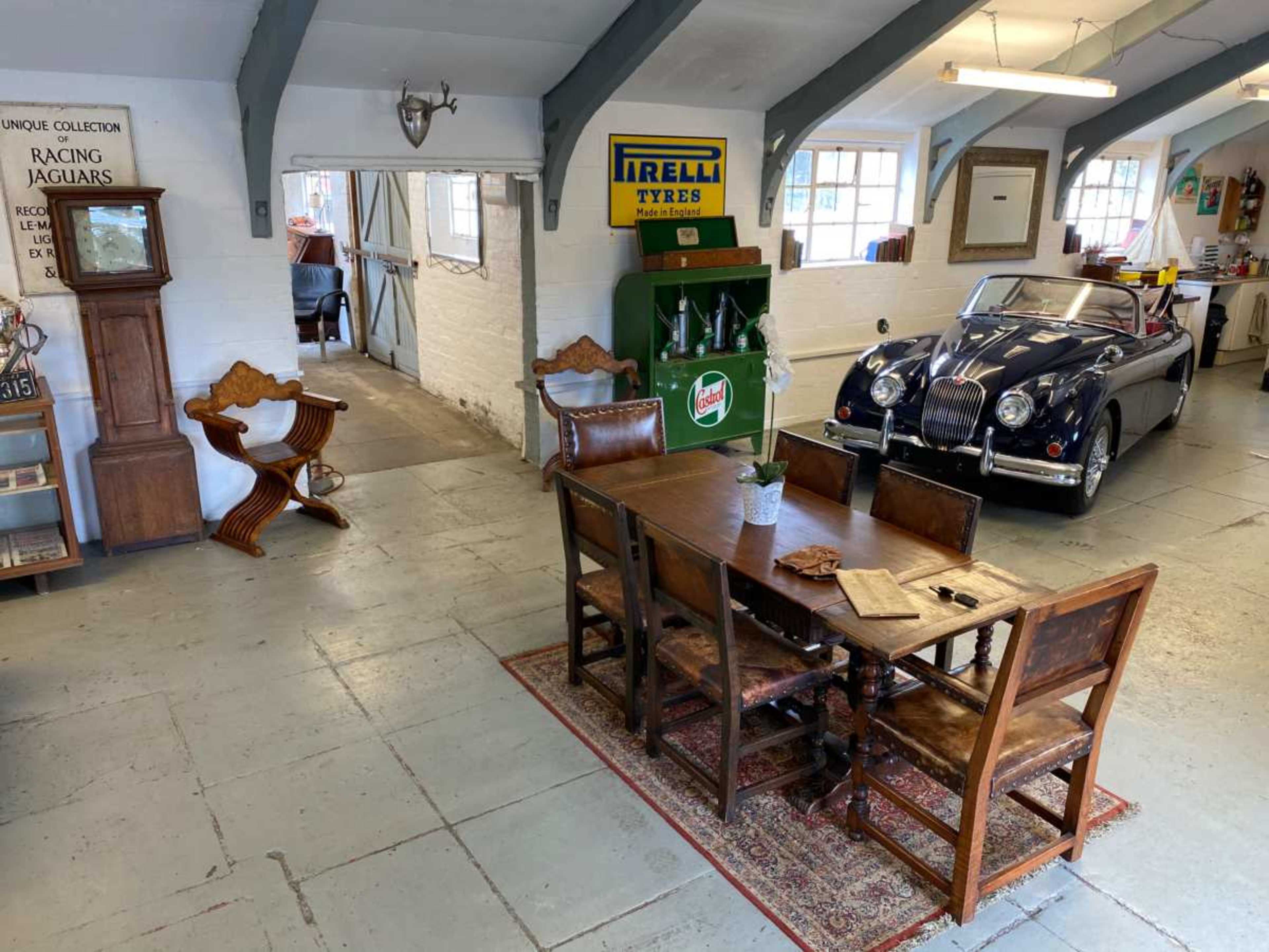 Classically British & rustic space in the heart of the North Cotswolds Image in Blockley, Gloucestershire, ENG