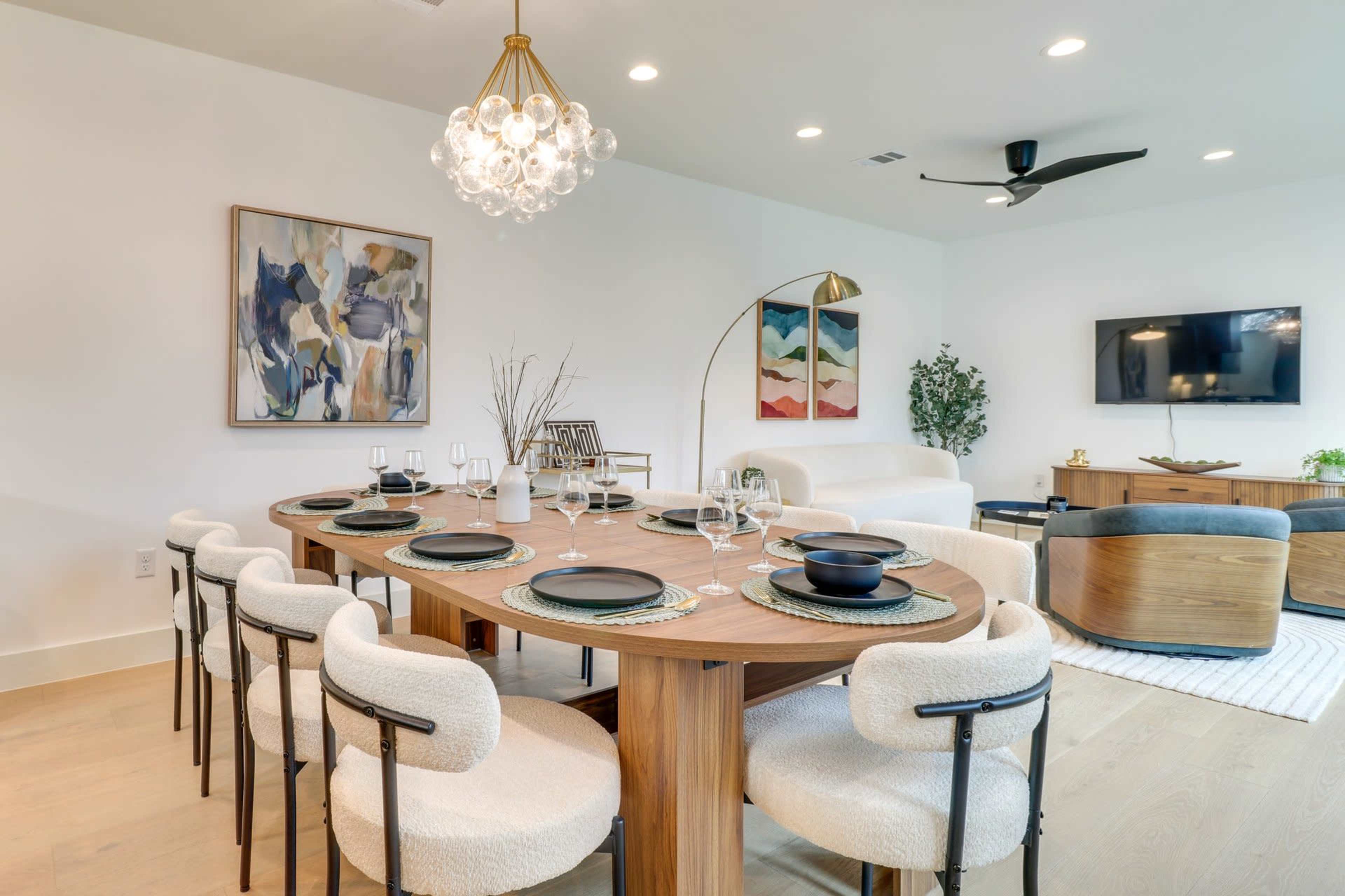 Architectural Designer Home w/ Pool and Casita in East Austin Image in Govalle, Austin, TX