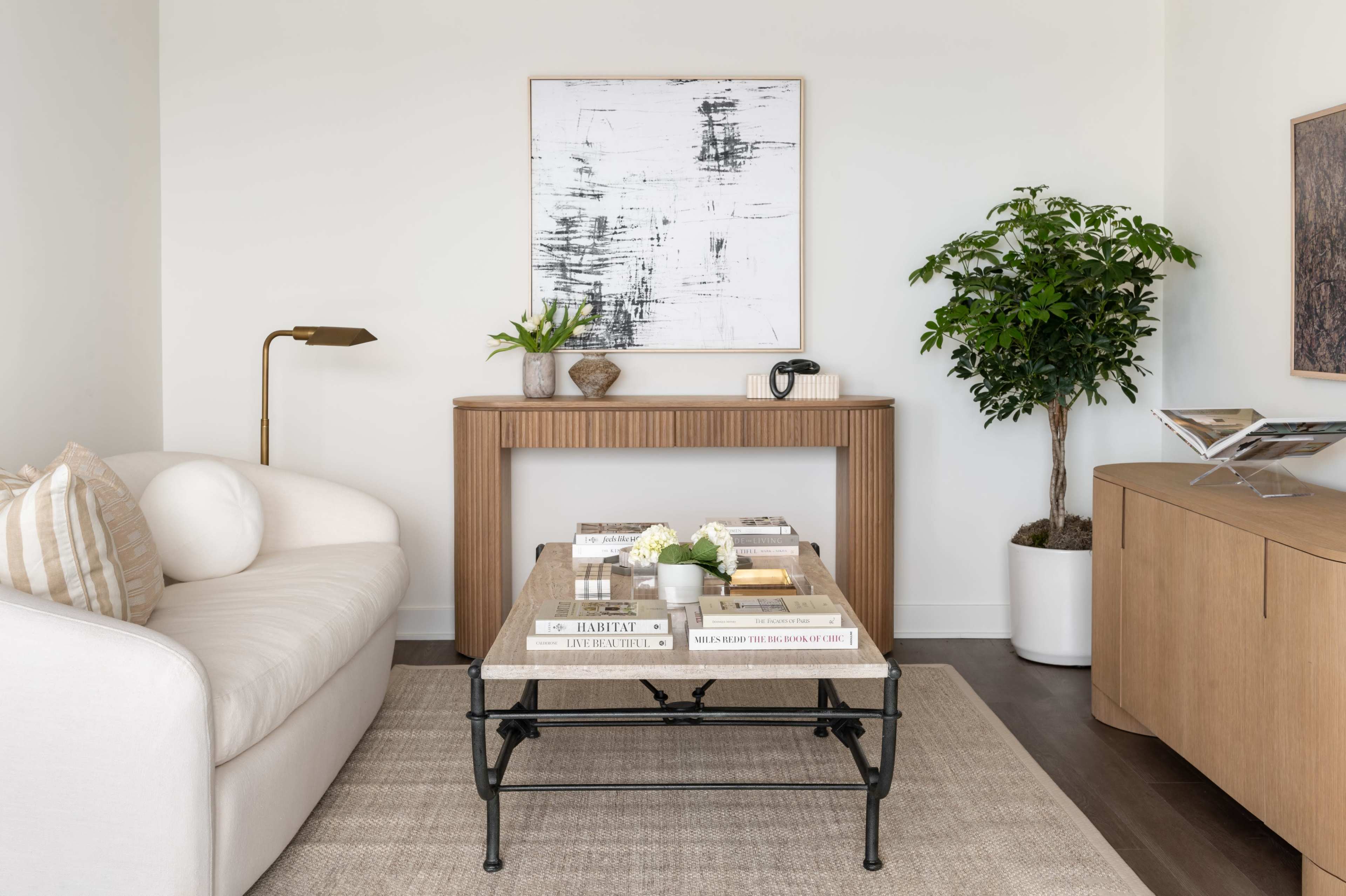 Photo inspiration: Gallery Detail: Curated Dc Penthouse Modern Sophistication With Natural Light