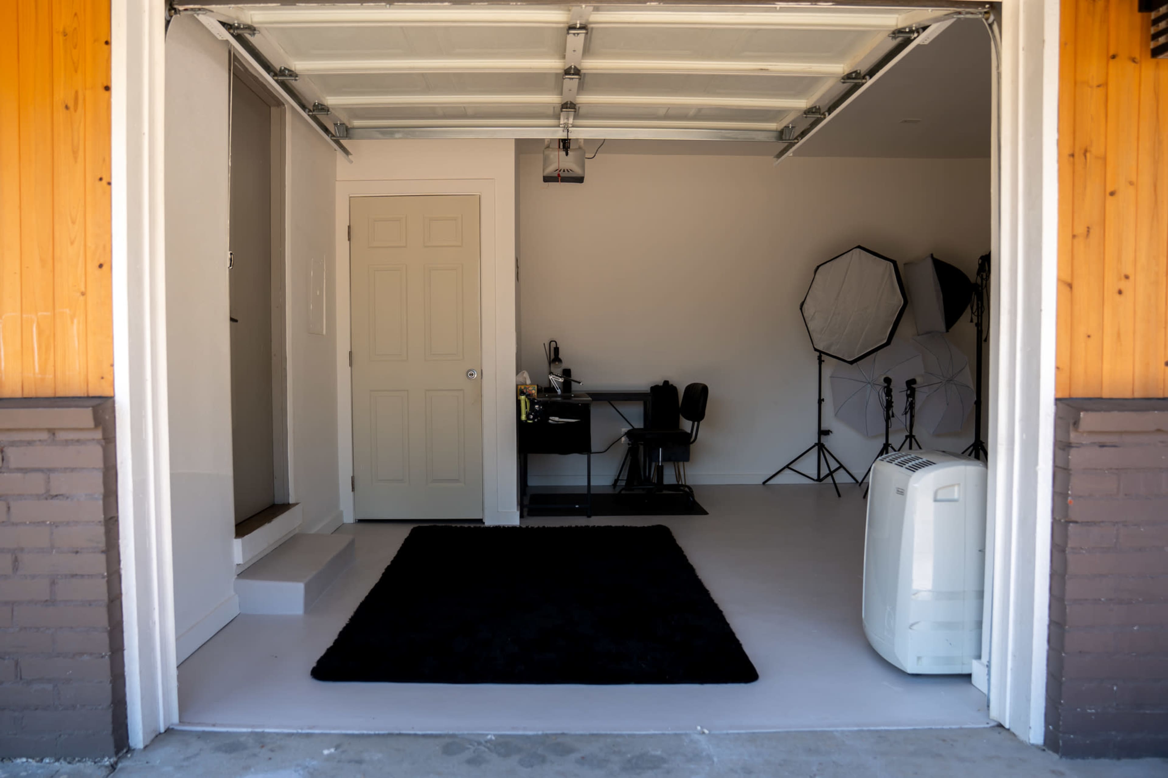 Private Photo & Video Studio Image in Centennial Community Association, Portland, OR