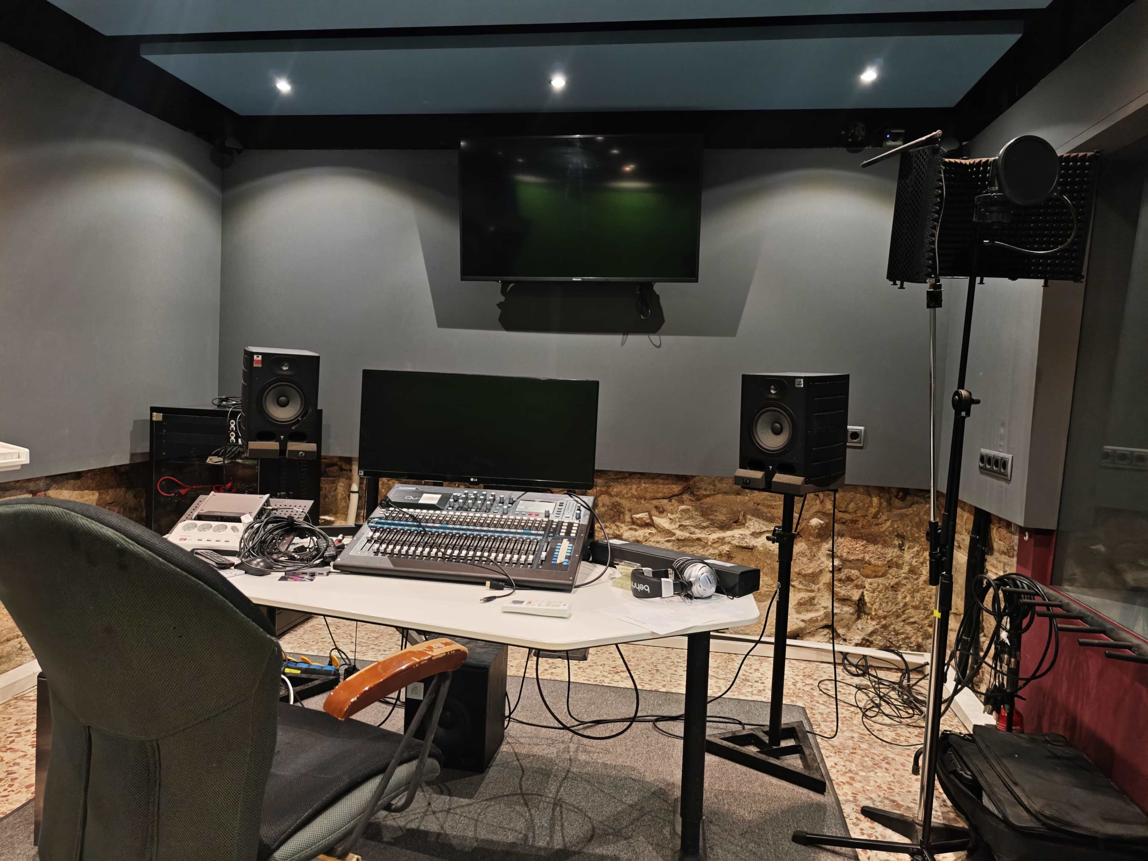 Production music recording Studio Image in Gothic Quarter, Barcelona, B