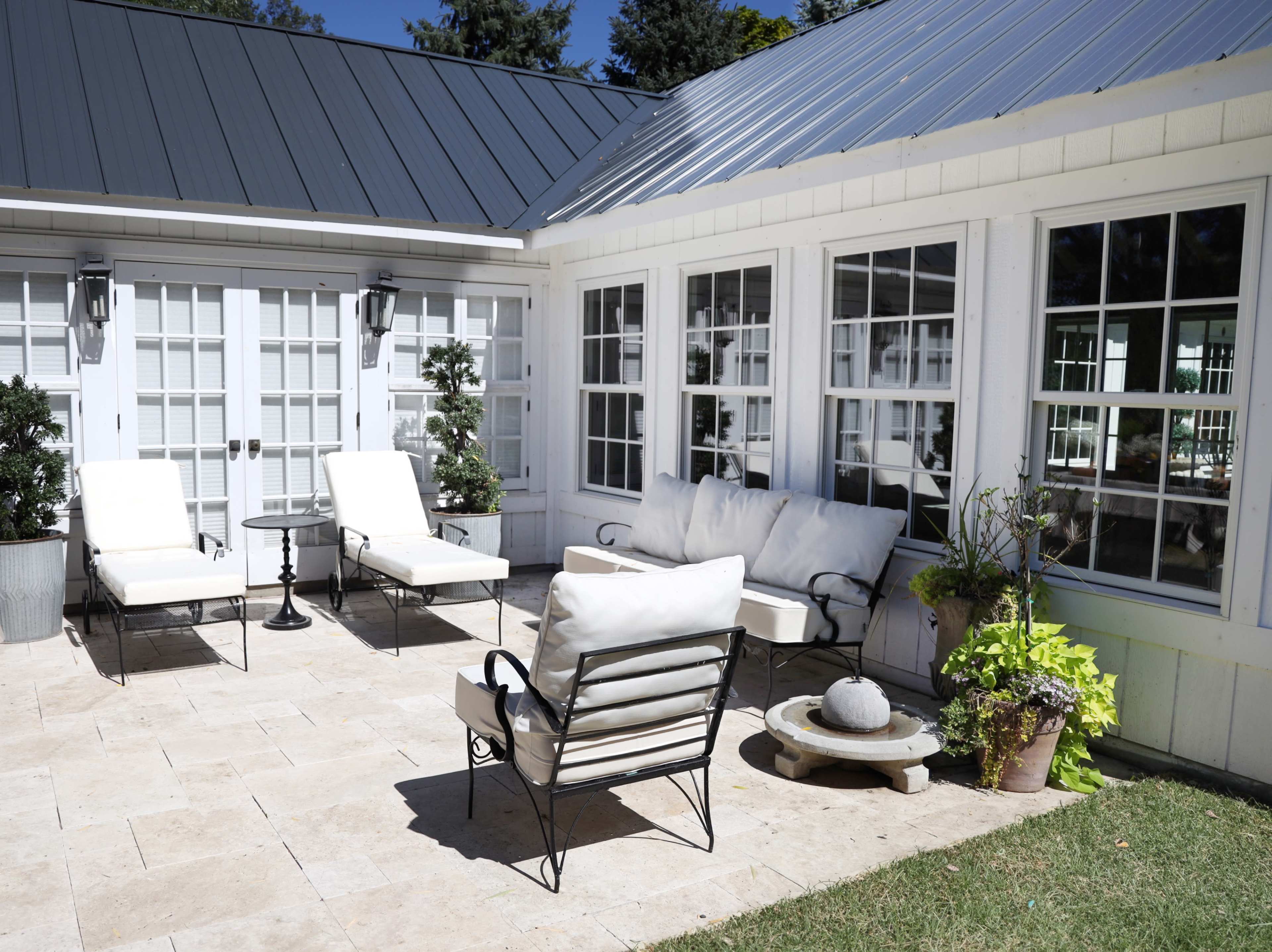 Classic French-Sun Soaked Studio with Open Floor Plan and Stunning Gardens Image in Winfield Township, Warrenville, IL
