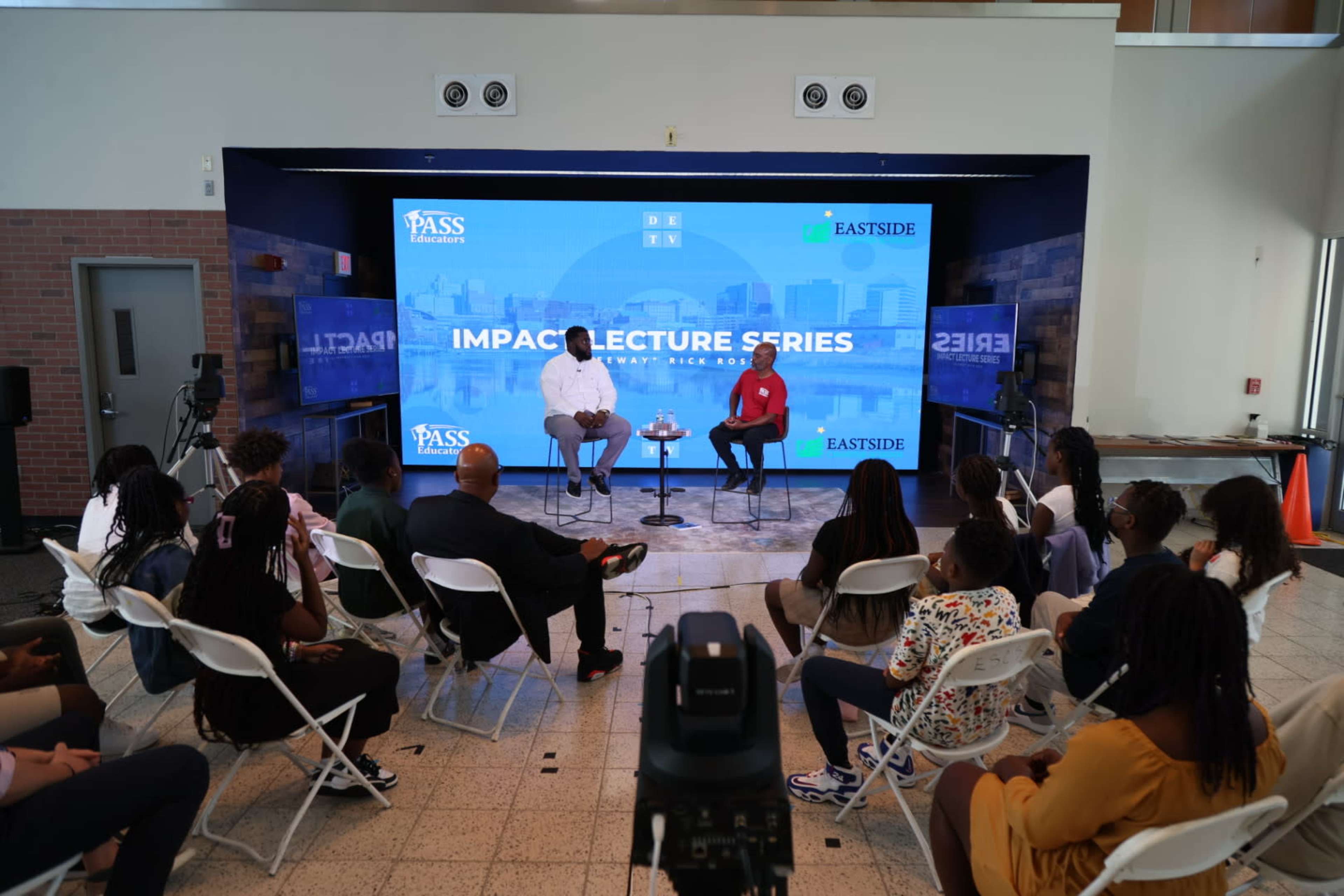 Downtown Creative Studio for Photo, Video & Content Image in Mid-town Brandywine, Wilmington, DE