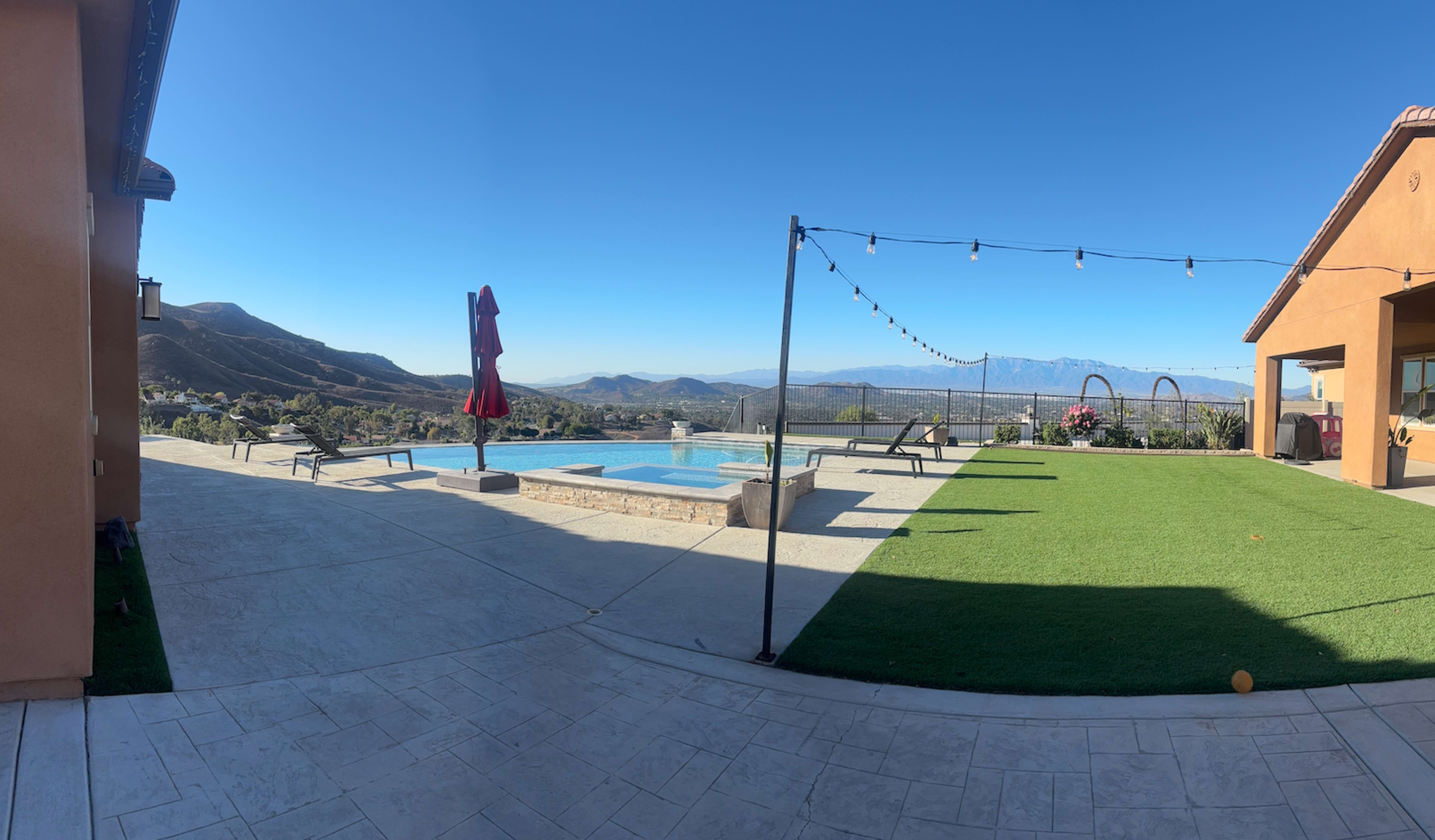 Hilltop Vista Venue Image in El Sobrante, Riverside, CA