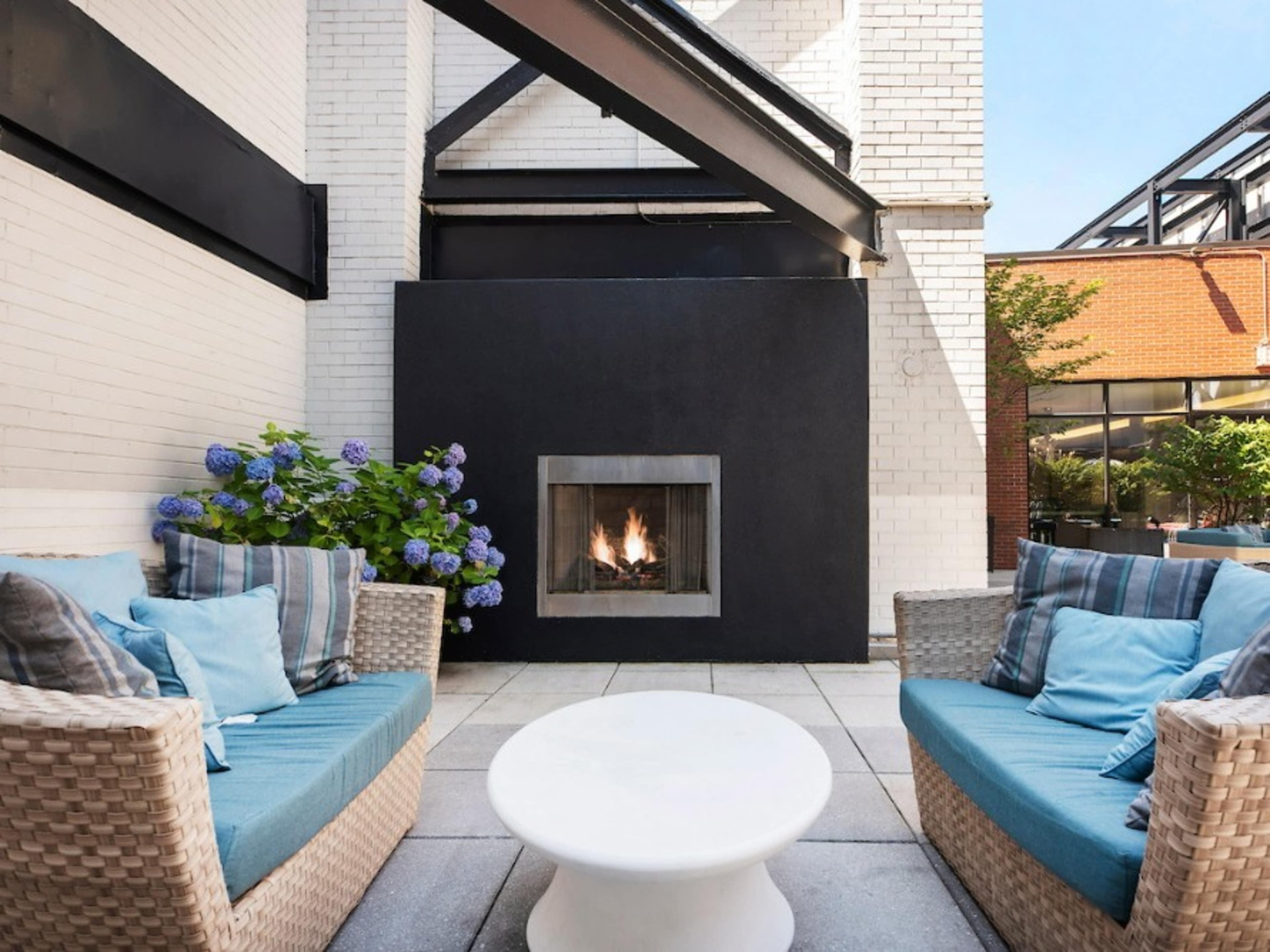 Outdoor Sky Deck