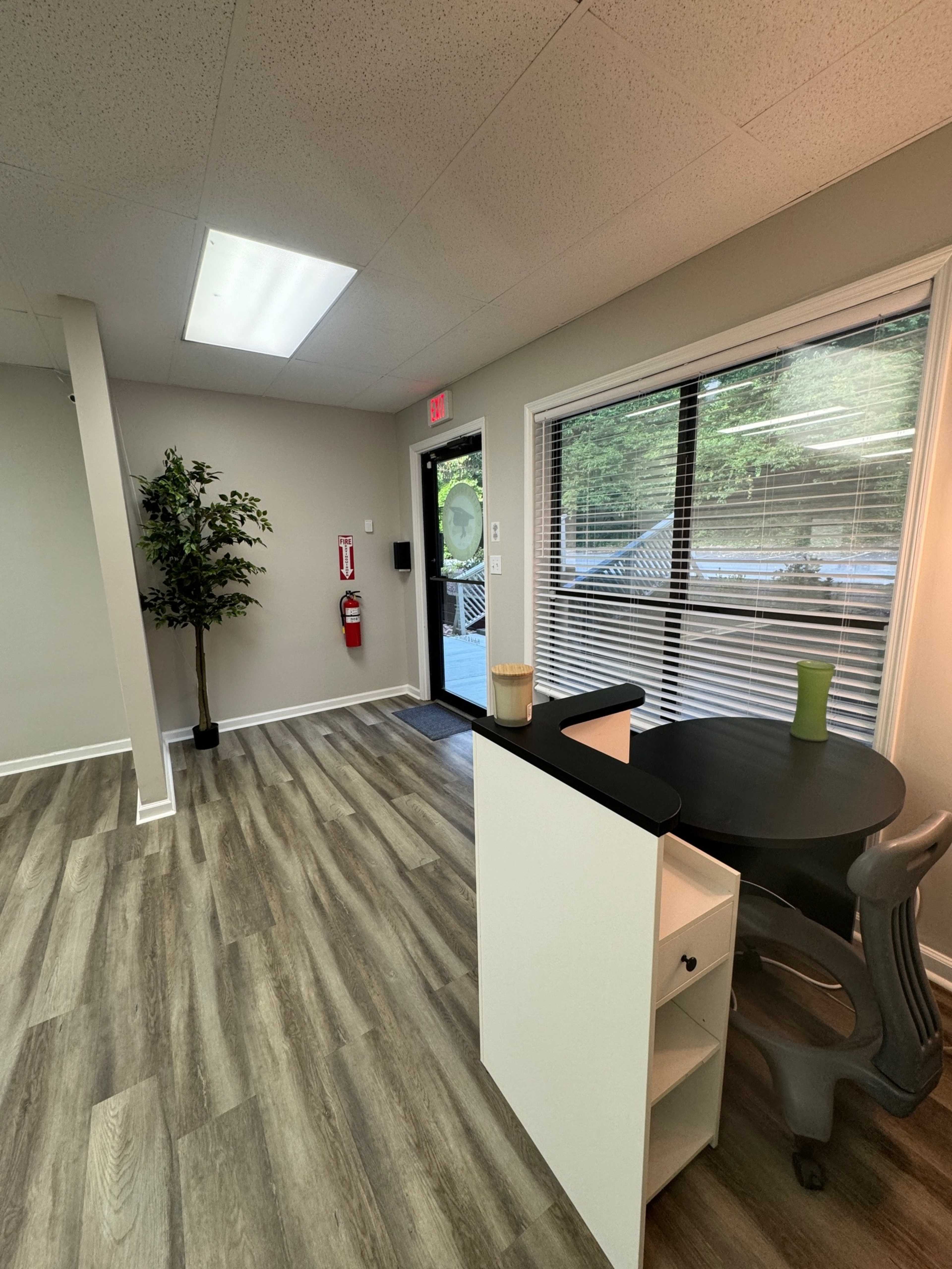 Versitile 1,000 SQ FT Classroom / Training Space in Sandy Springs - Fulton County Image in Sandy Springs, Sandy Springs, GA