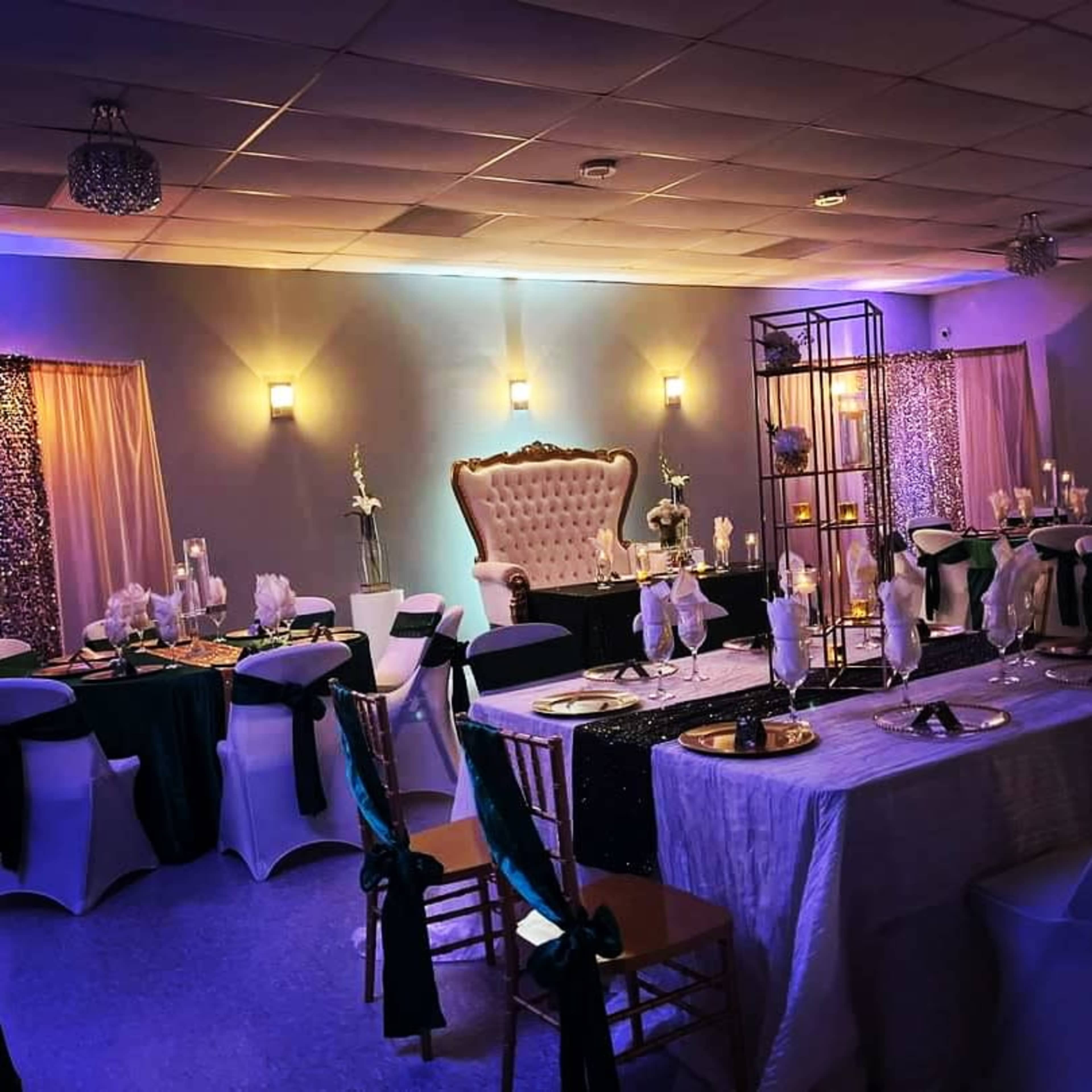 Event venue and photoshoots Image in Blue Ridge Square, Missouri city, TX