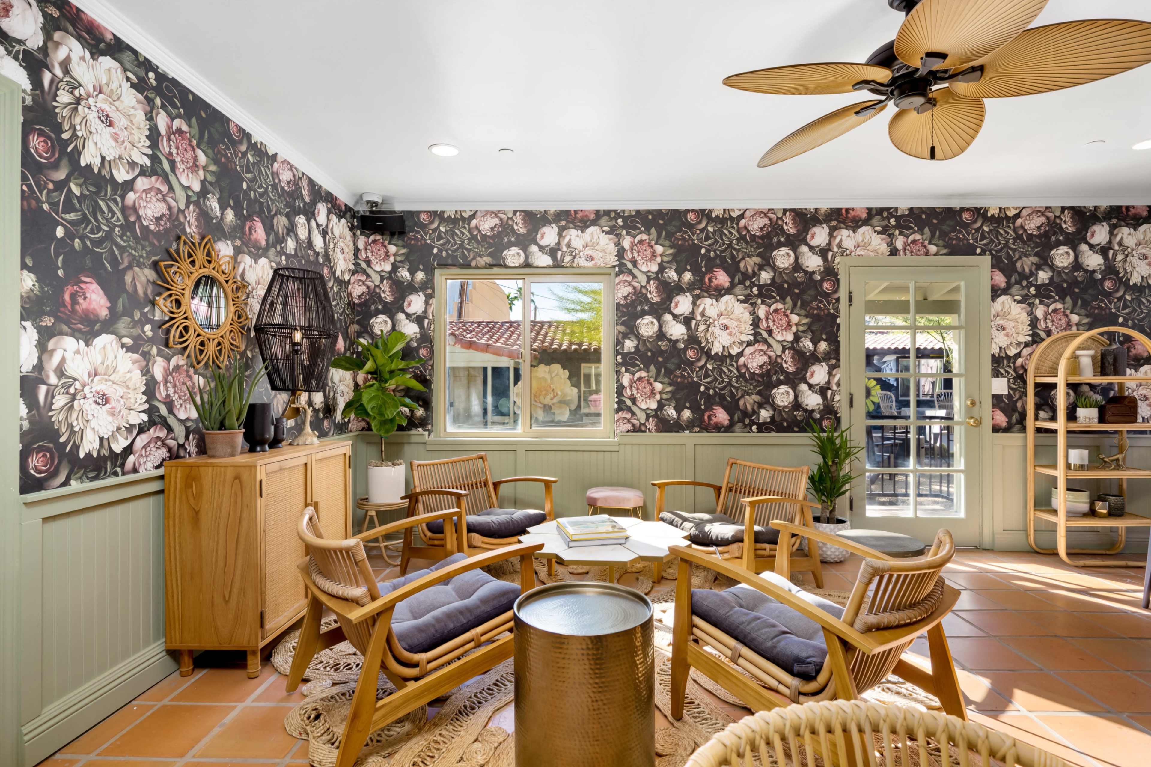 Fleur Noire Hotel, A Floral Oasis Image in Palm Springs, Palm Springs, CO
