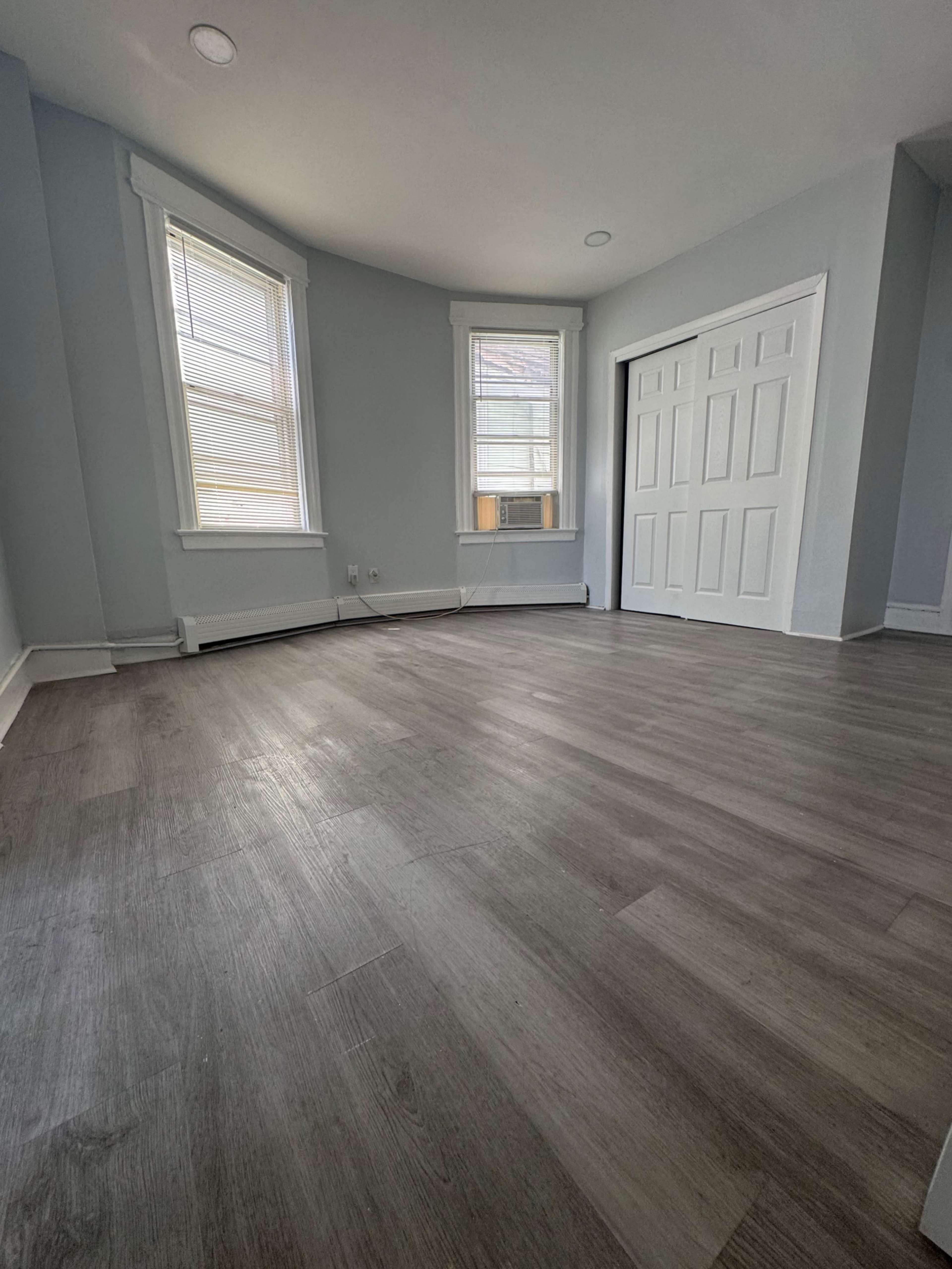 Urban Charm Meets Modern Living – Clean, Open, and Close to It All Image in Upper Clinton Hill, Newark, NJ