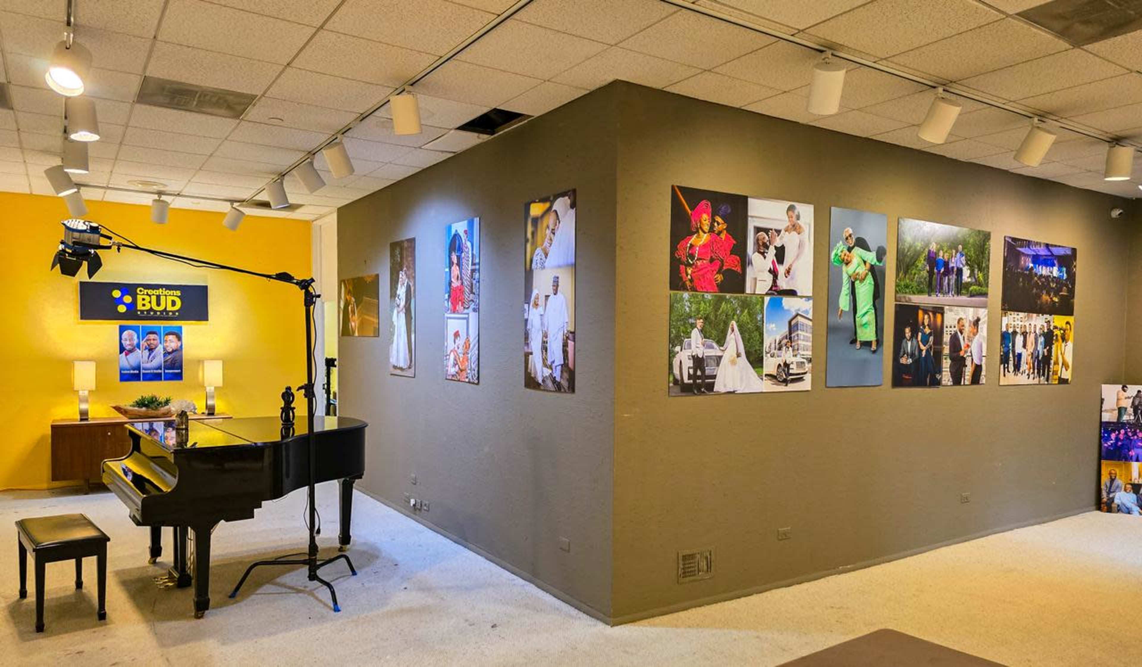 Vibrant Multi purpose production studio Image in York Township, Oak Brook, IL