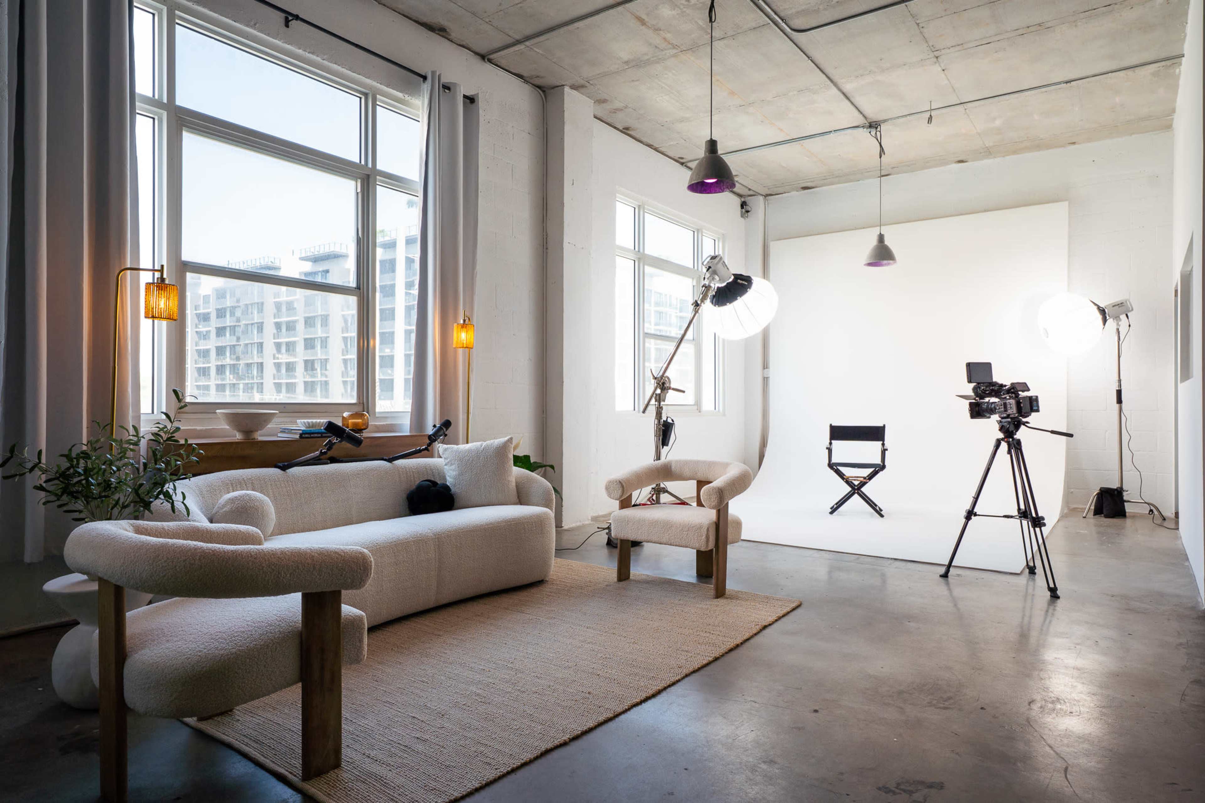 Wynwood Film, Podcast and Photo Studio (Equipment/Videographer Included) Image in Wynwood, Miami, FL